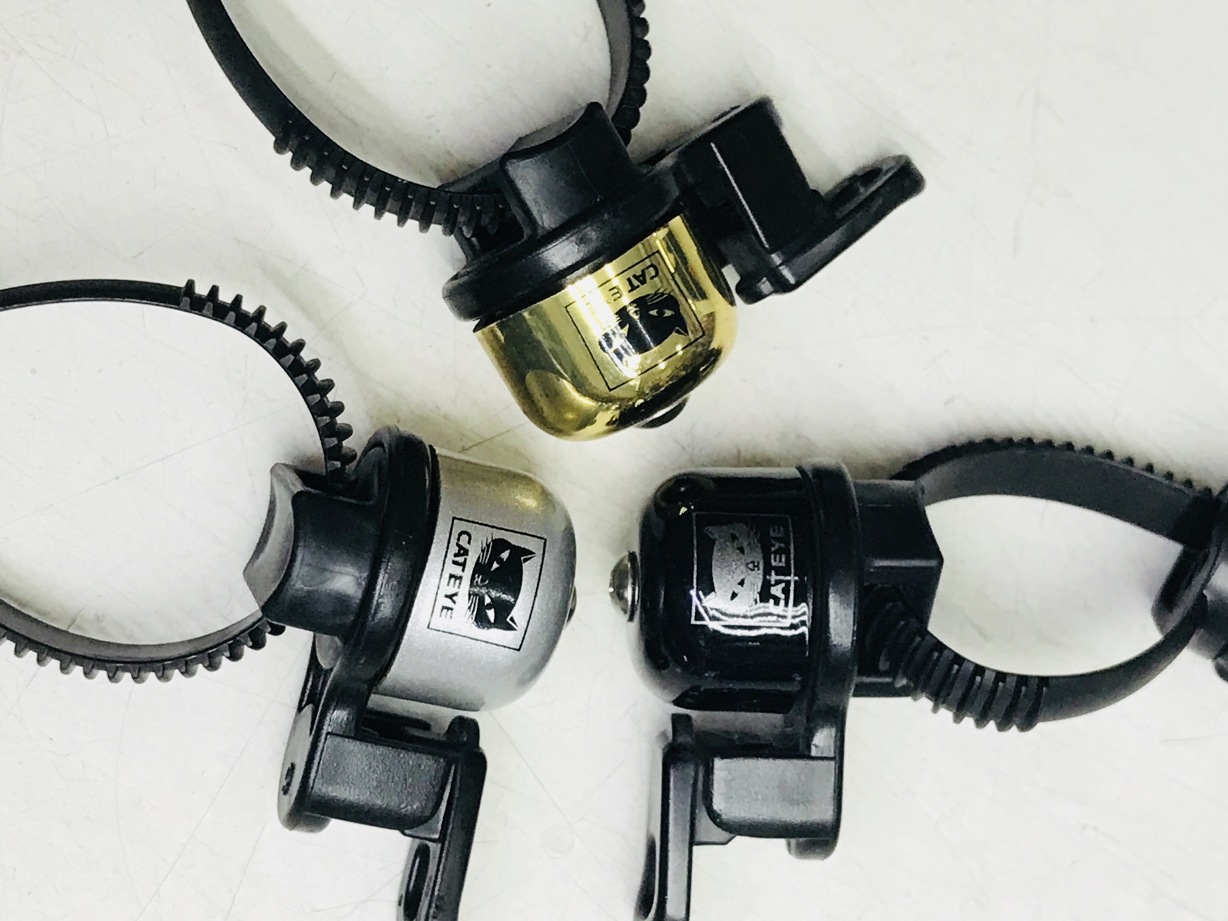 กระดิ่ง Cateye