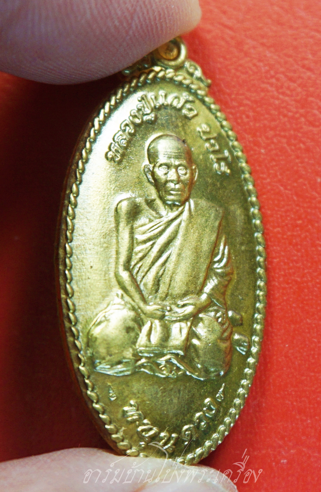 หลวงปู่แผ้ว วัดหนองพงนก หนุนดวง เนื้อฝาบาตร(องค์ที่3)