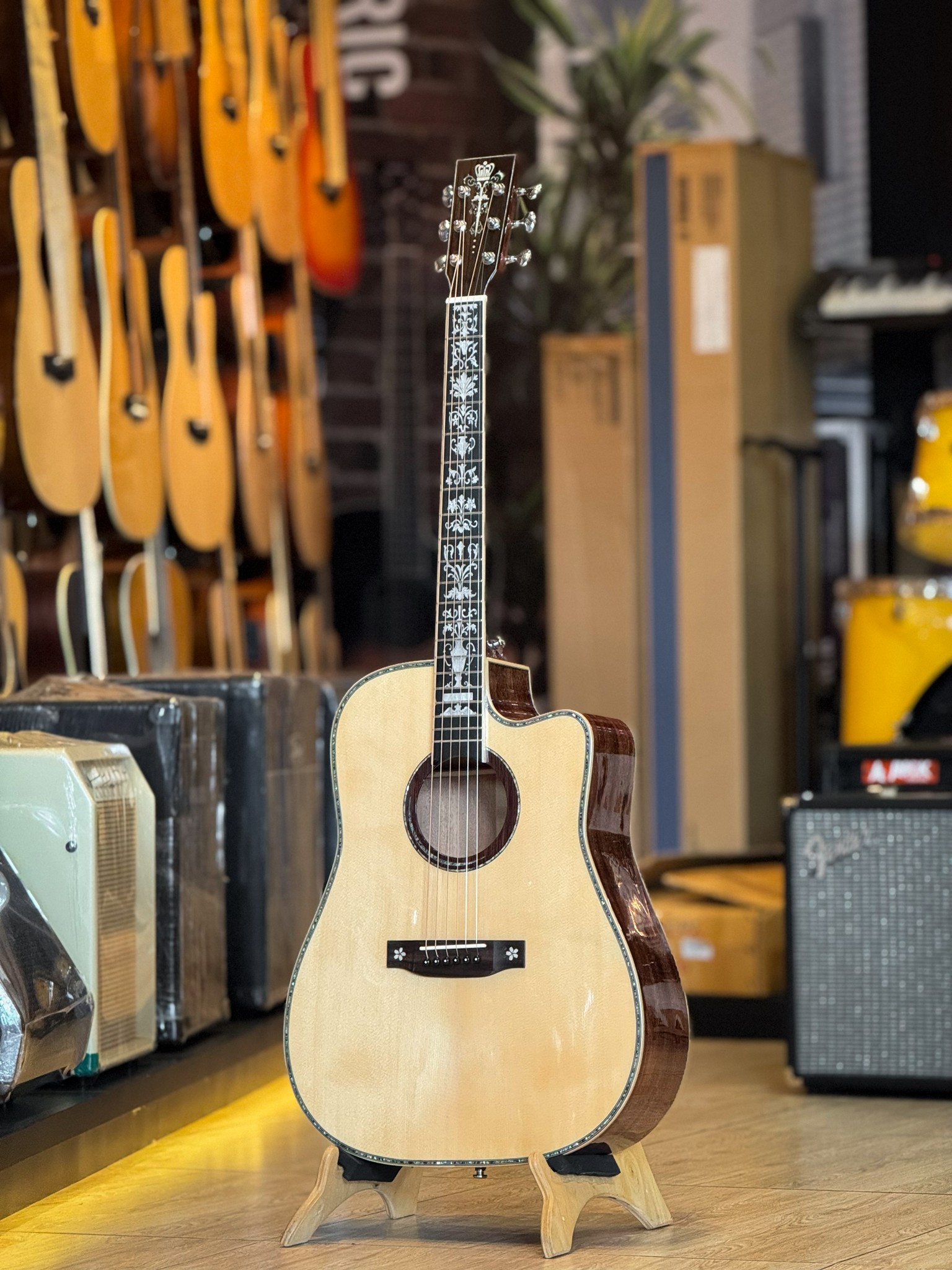 กีตาร์โปร่ง All Solid NOLOGO DC100 ไม้แท้ทั้งตัว ขนาด 41 นิ้ว เสียงใสกังวาน พร้อม ปิ๊ก4อัน ประแจ คู่มือ (เพิ่ม กระเป๋า+คาโป้)