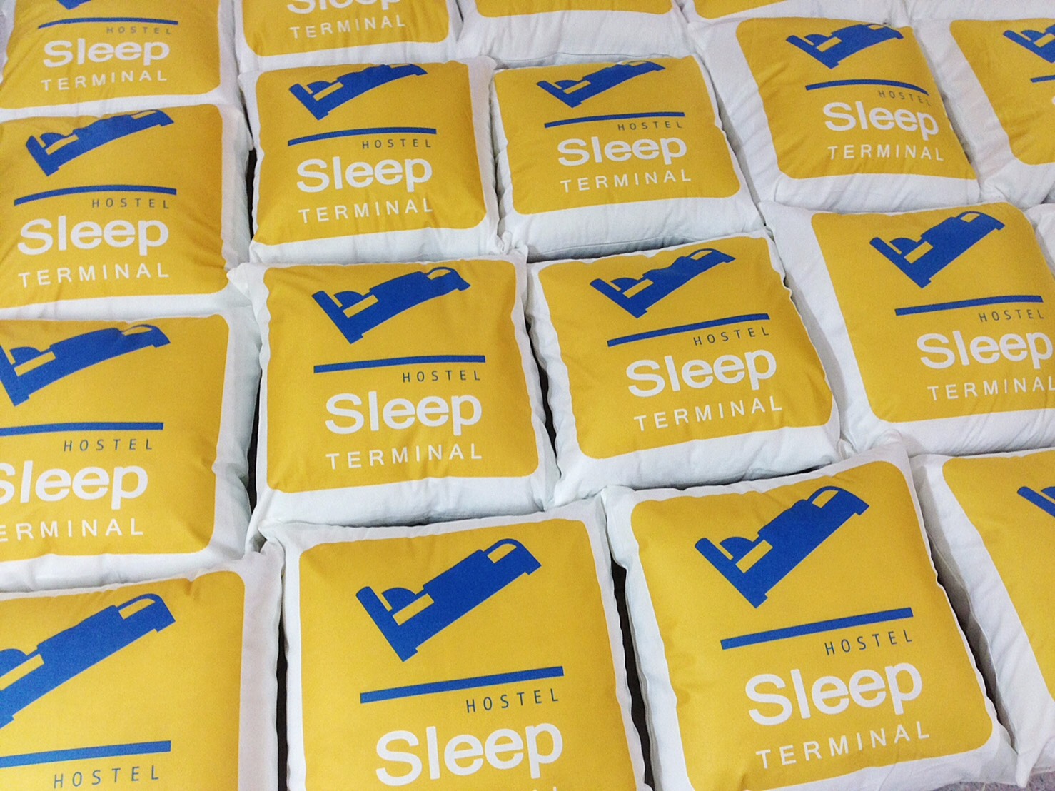 สั่งผลิตหมอนอิง,หมอนโลโก้,หมอนแจก