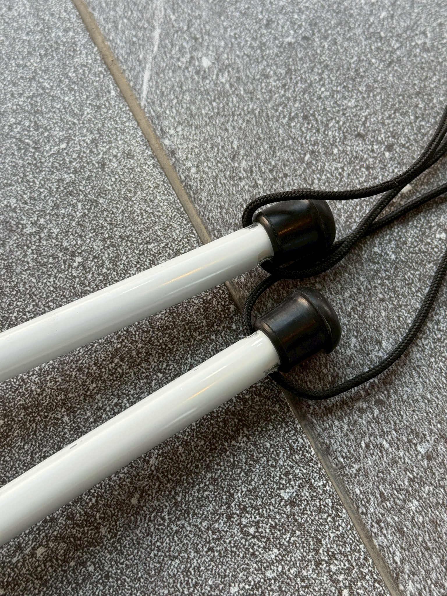 ไม้ตีกลองใหญ่ ด้ามเหล็ก (ส่งจากไทย) วัสดุแข็งแรง ไม้กลองพาเหรด คู่/เดียว