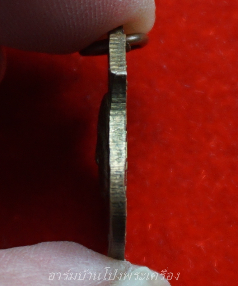 พระครูพิพิธธรรมาภิรม วัดหนองอ้อ ปี๒๕๑๓ เนื้อกะไหล่ทอง(องค์ที่5)