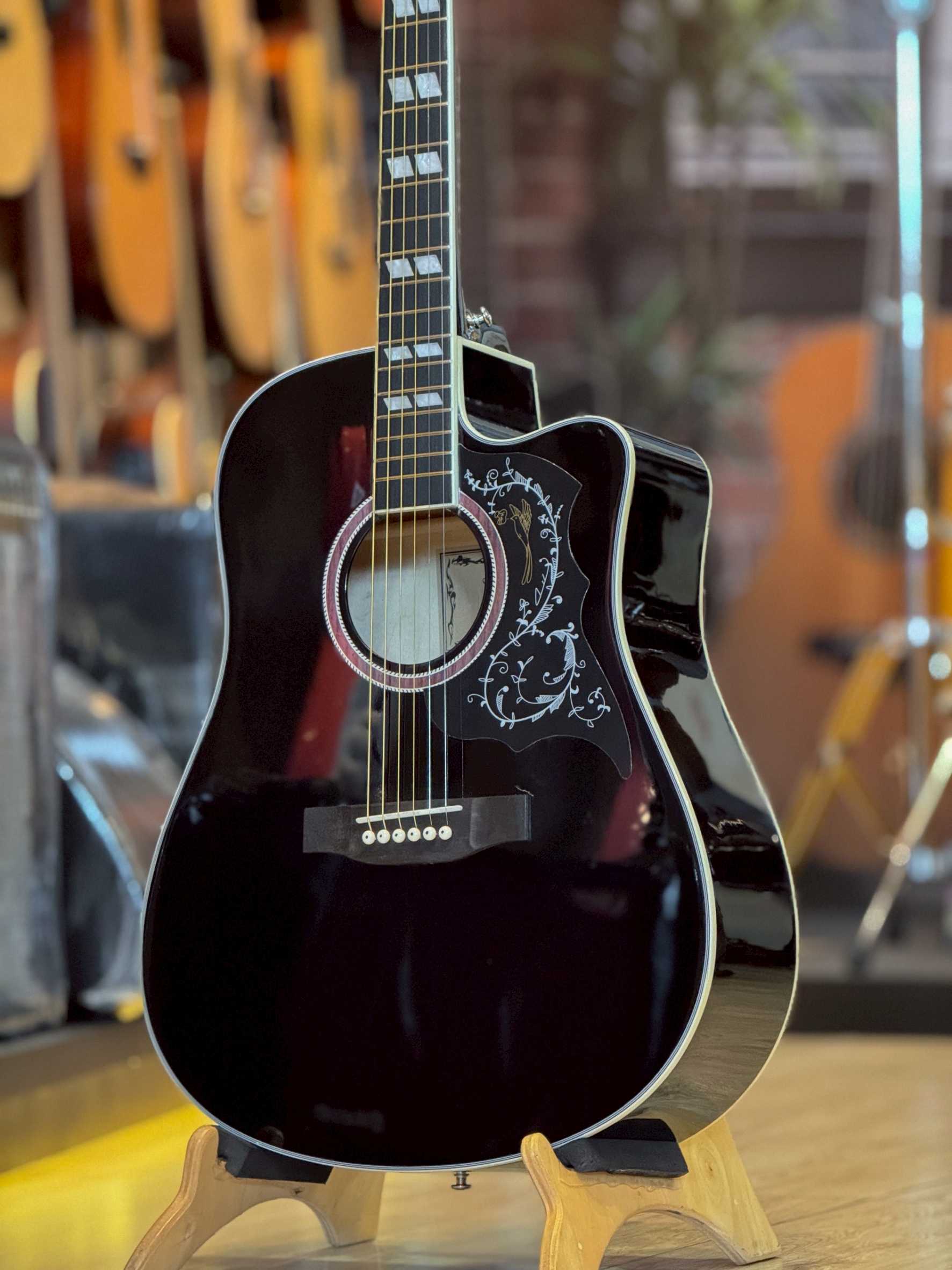 กีตาร์โปร่ง Overspeed OS-41FC เสียงใสกังวาน ทัชชิ่งเล่นง่าย Acoustic Guitar ครบเช็ต ปิ๊ก 4 ประแจ กระเป๋า คาโป้