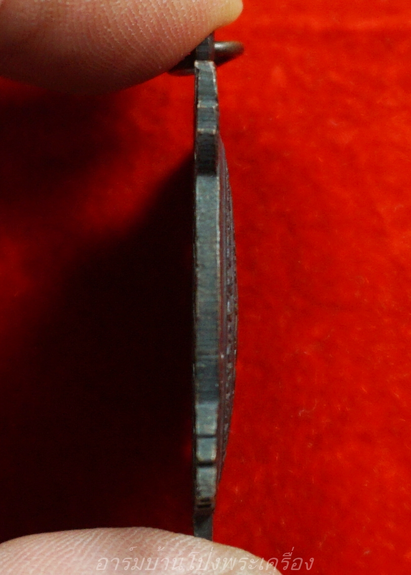 หลวงพ่อศรีสวัสดิ์ วัดถ้ำมงกุฎ(เขาทะลุ) พญาเต่าเรือน รุ่นแรก หลวงปู่หลิวปลุกเสก ปี๒๕๒๒ เนื้อทองแดง(องค์ที่16)