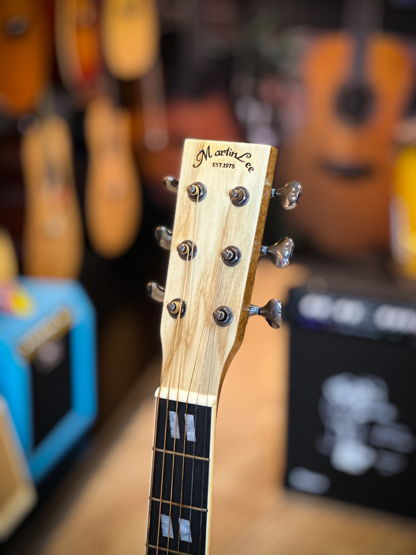 กีตาร์โปร่งไฟฟ้า Martin lee รุ่น L4119C กีต้าร์โปร่ง 41 นิ้ว ฟรี กระเป๋า ปิ๊ก4อัน ใบคอร์ด