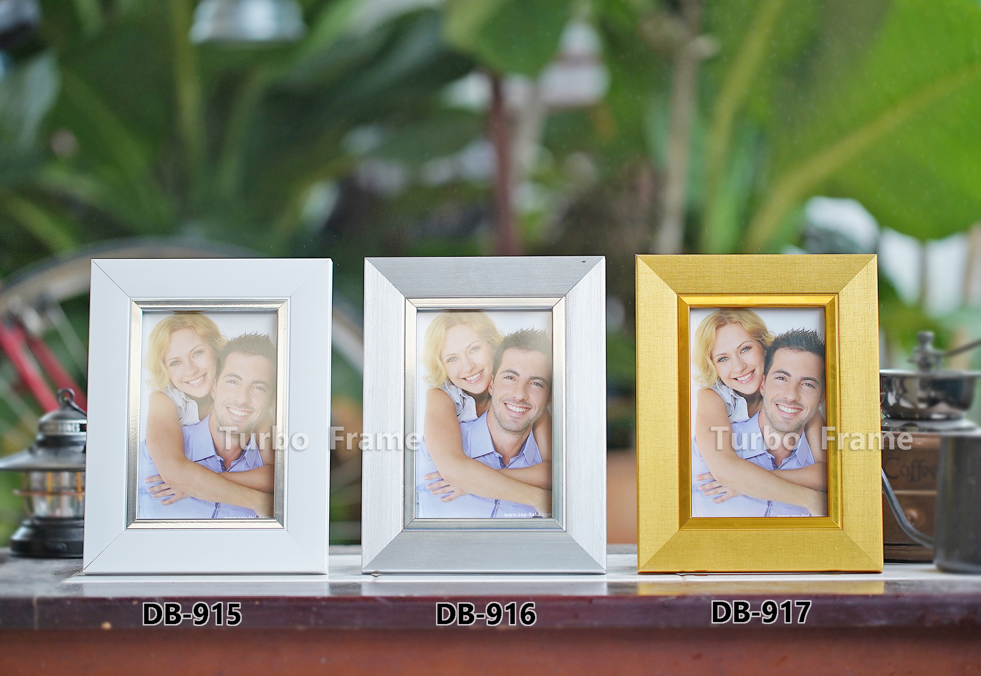 กรอบรูปใส่ใบประกาศ A4 DB917