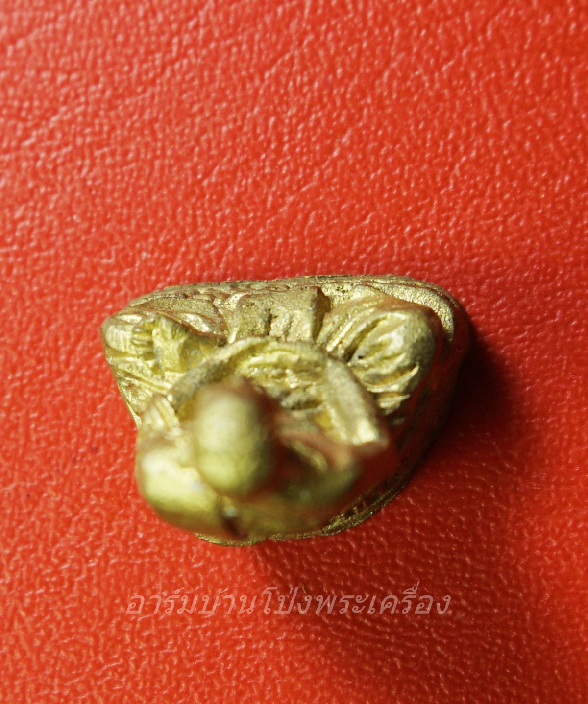 หลวงพ่อสุรินทร์ วัดลาดบัวขาว(หลวงพ่อสอนสร้าง) ปี๒๕๕๓ รูปหล่อ เนื้อฝาบาตร(องค์ที่4)