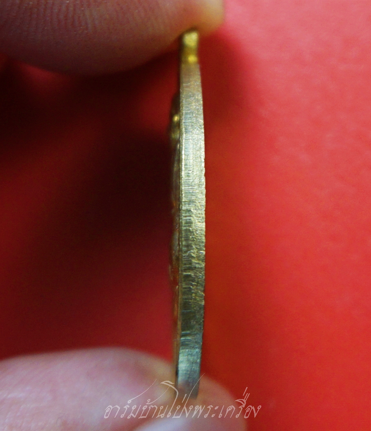 หลวงปู่ขุ้ย วัดซับตะเคียน จ.เพชรบูรณ์ รุ่นฉลองเจดีย์พระอรหันต์108 เนื้อทองฝาบาตร พิธีพุทธาภิเษก วันเสาร์ ที่ ๕ พฤษภาคม ๒๕๕๕(๕/๕/๕๕)(องค์ที่1)