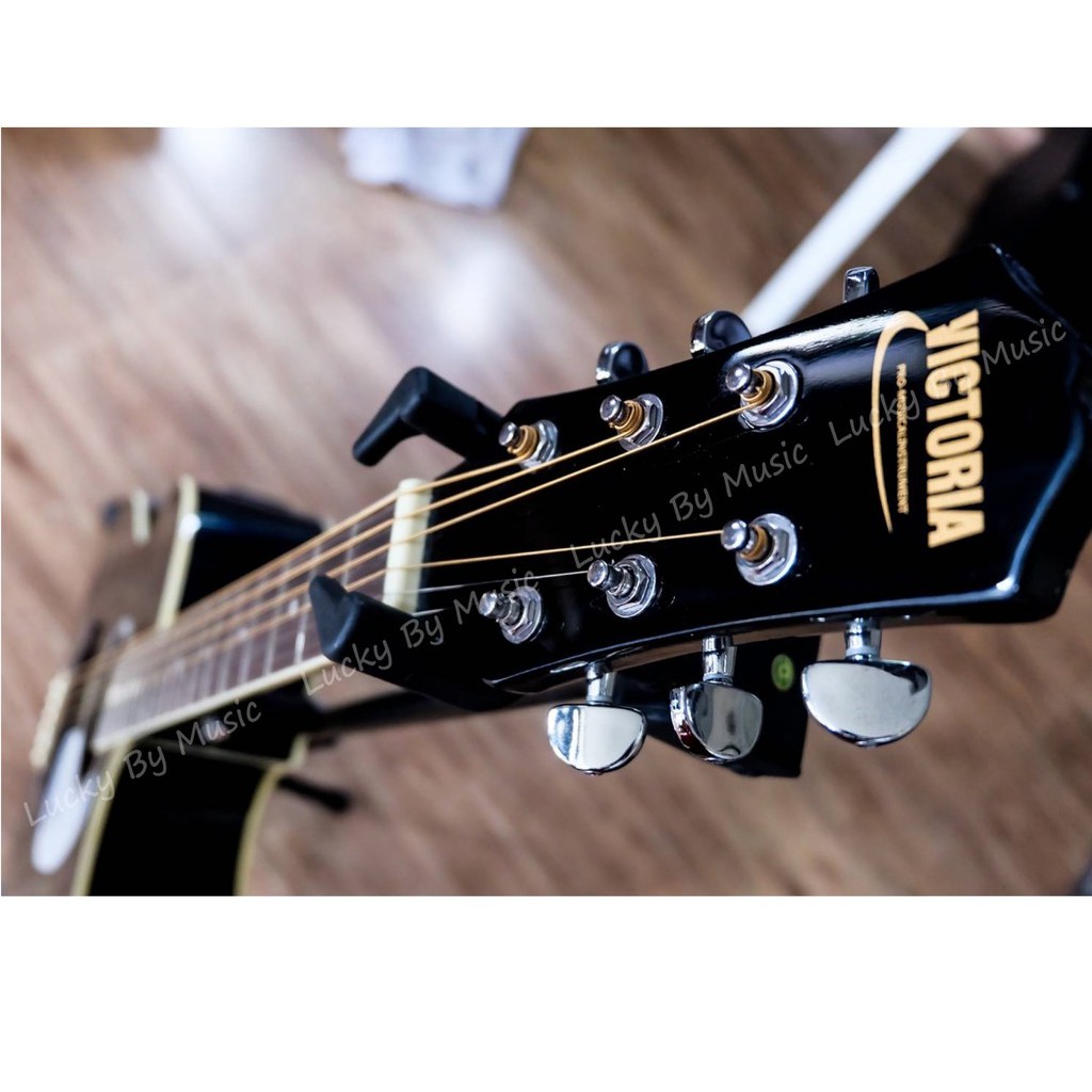 กีต้าร์โปร่ง เก็บเงินปลายทาง Victoria ขนาด 40 นิ้ว สีดำ พร้อมของแถมครบชุด เครื่องตั้งสาย สายสะพาย และใบคอร์ด