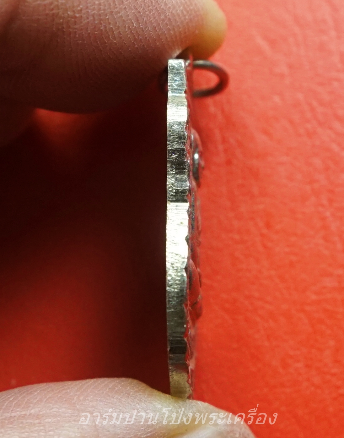 พระอาจารย์บัว วัดเขาแดน ที่ระลึกงานปิดทองฝังลูกนิมิต ปี๒๕๔๔ เนื้อกะไหล่เงิน(องค์ที่3)