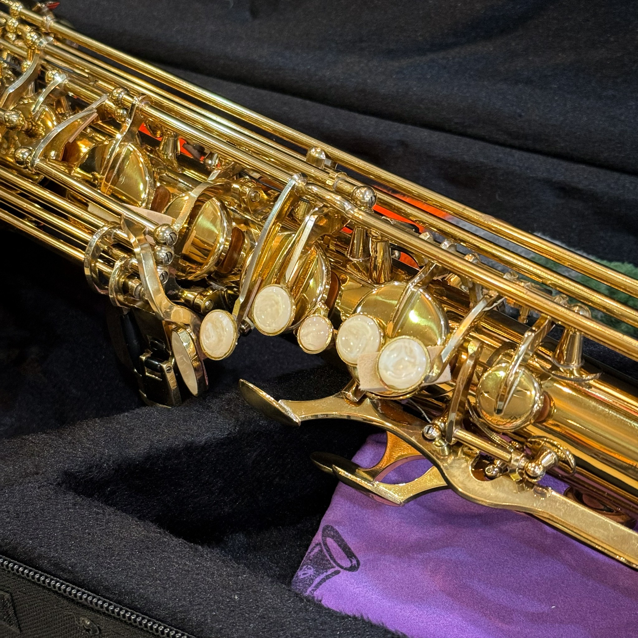 Pietro แซกโซโฟน Bb เทนเนอร์ Tenor Saxophone (Bb) สีทอง แซ็กโซโฟน พร้อมกล่องบุกำมะหยี่ อุปกรณ์ครบชุด