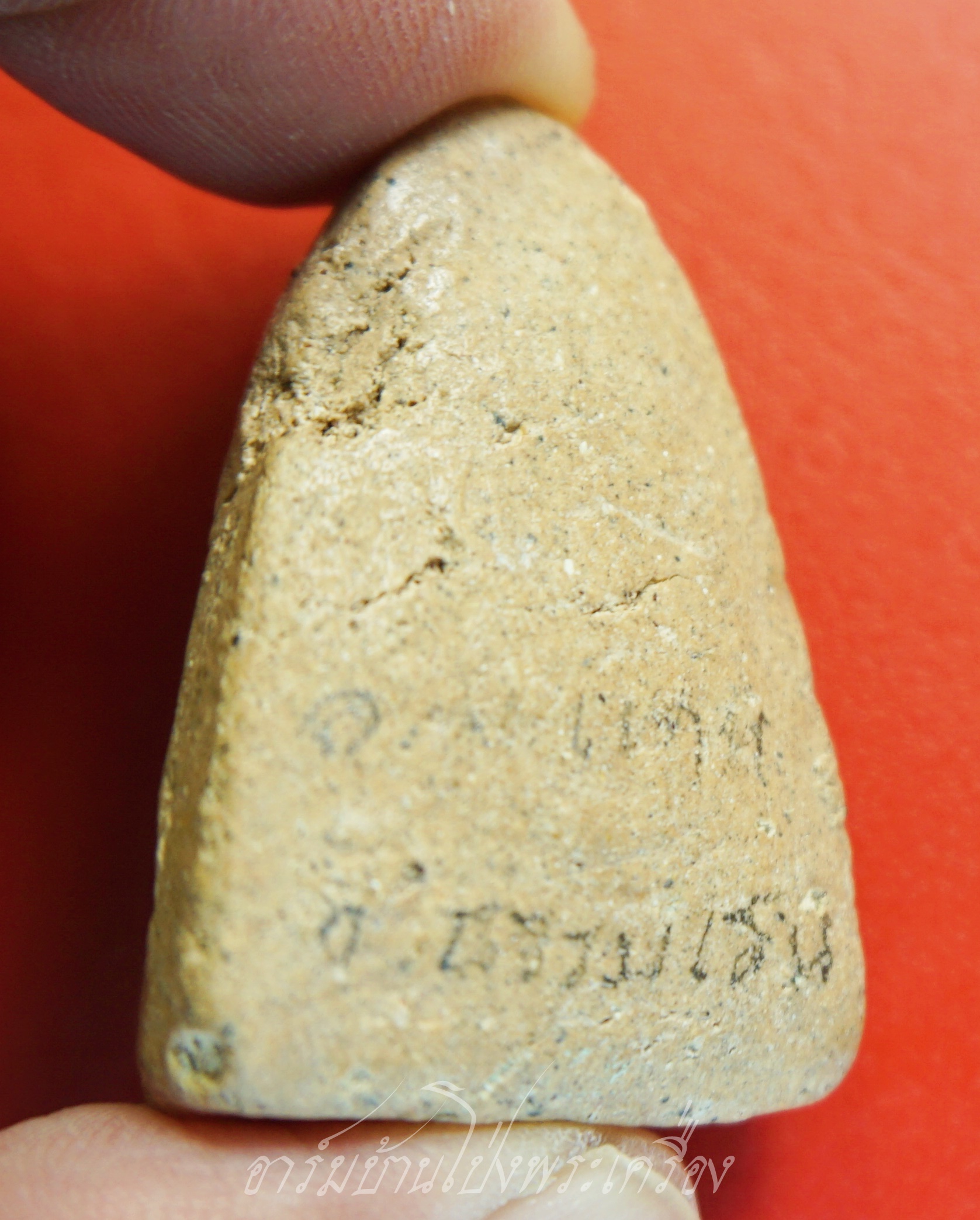 หลวงพ่อแทน วัดธรรมเสน รูปเหมือน เนื้อผง(องค์ที่1)