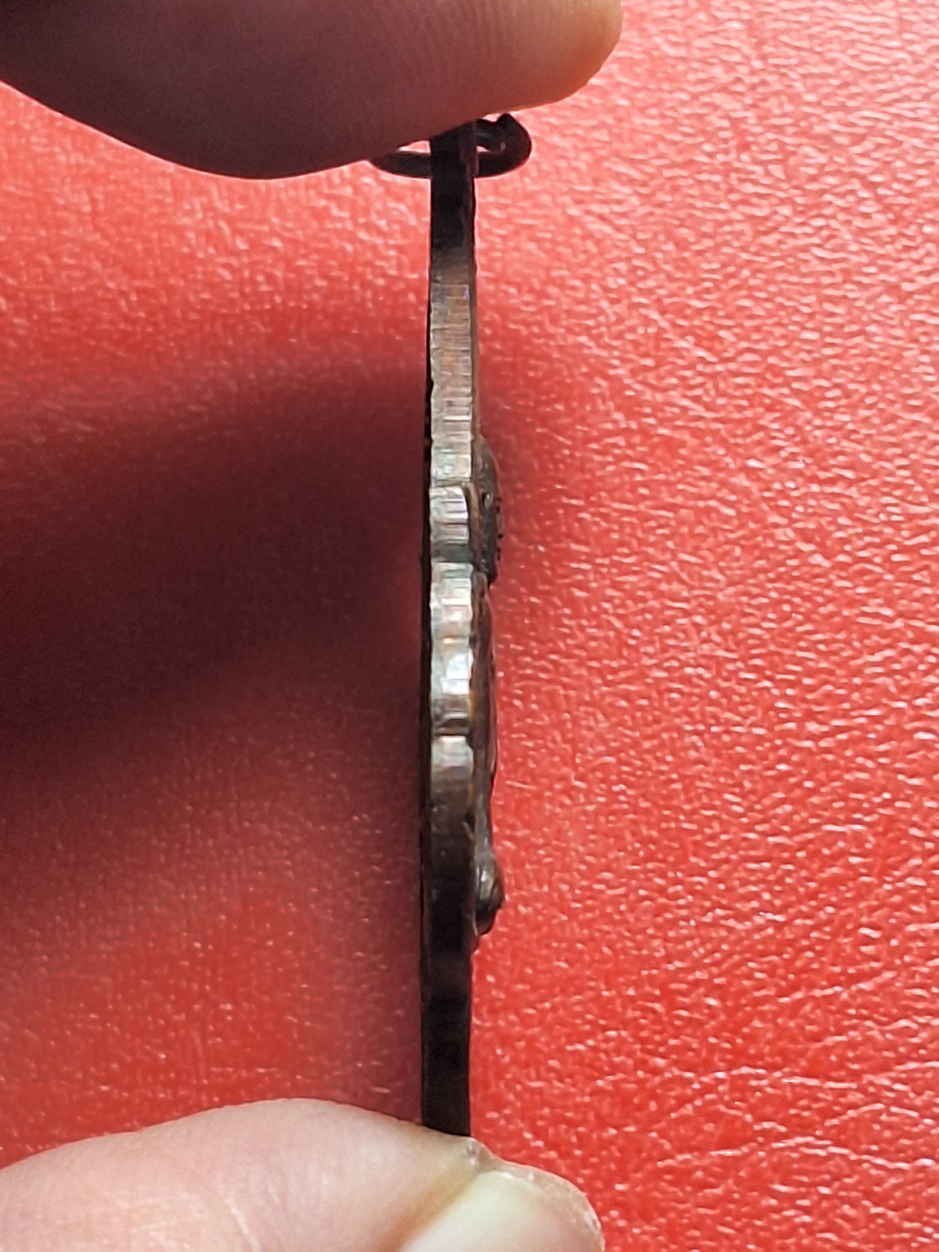 พระอาจารย์คง หลวงพ่อคง วัดโพธิ์คู่ รุ่น๑ ปี๒๕๒๐ เนื้อทองแดงรมดำ(องค์ที่25)