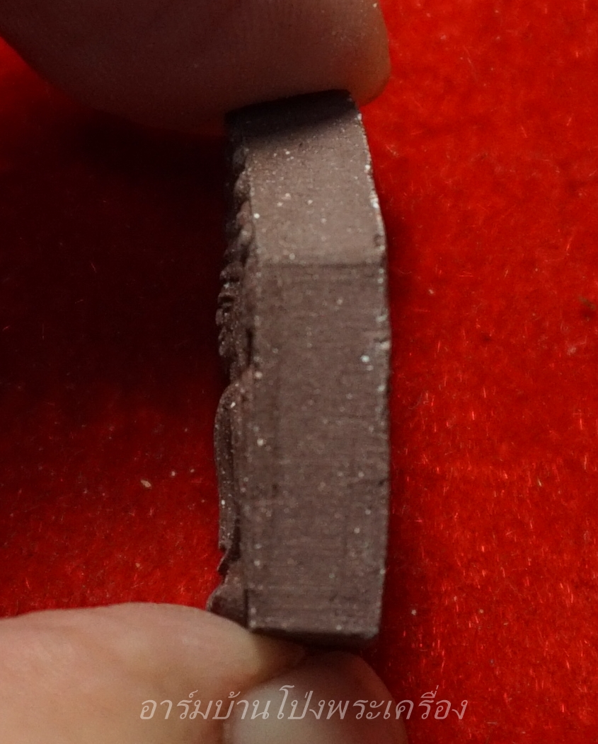 หลวงพ่อวิรัช วัดดีบอน ขุนแผน พิมพ์เล็ก เนื้อน้ำตาล ปี๒๕๖๑(องค์ที่1)