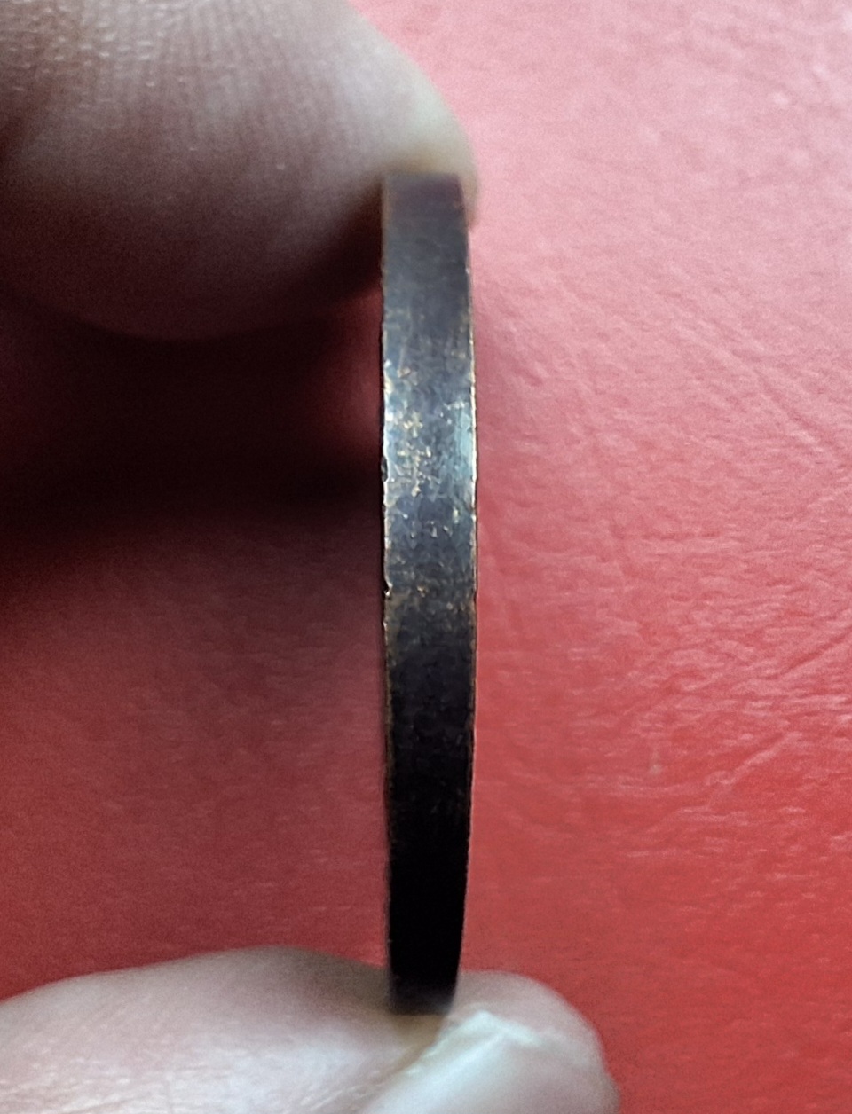 เหรียญพระพุทธสิหิงค์ หลัง ภปร ที่ระลึก ๗๐๐ ปีลายสือไทย กรมธนารักษ์จัดสร้าง หลวงพ่อเกษมและเกจิร่วมสมัยปลุกเสกพิธีใหญ่ ปี ๒๕๒๖(องค์ที่9)