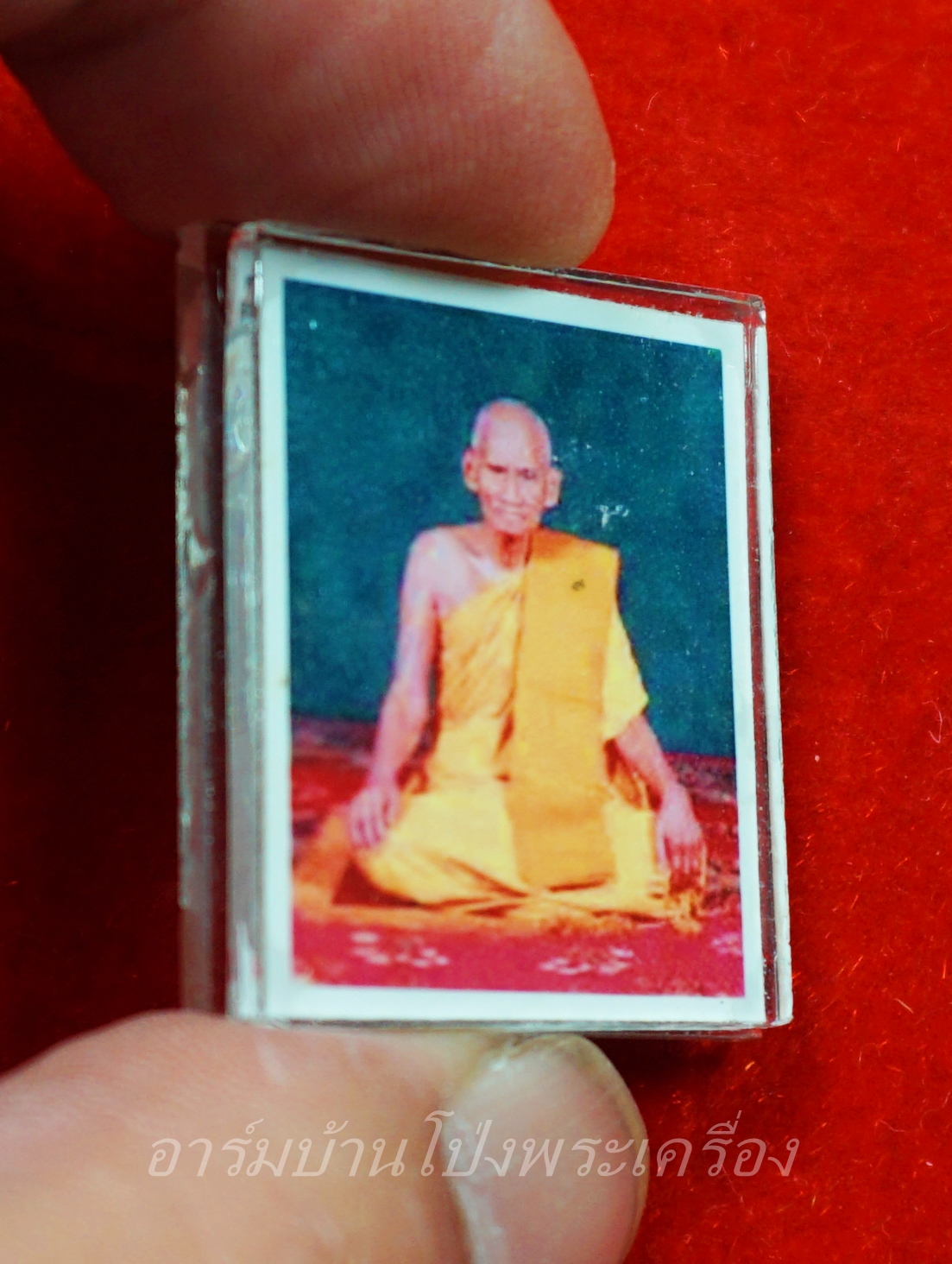 หลวงพ่อแดง วัดมะขาม รูปถ่าย อัดกระจก(องค์ที่1)