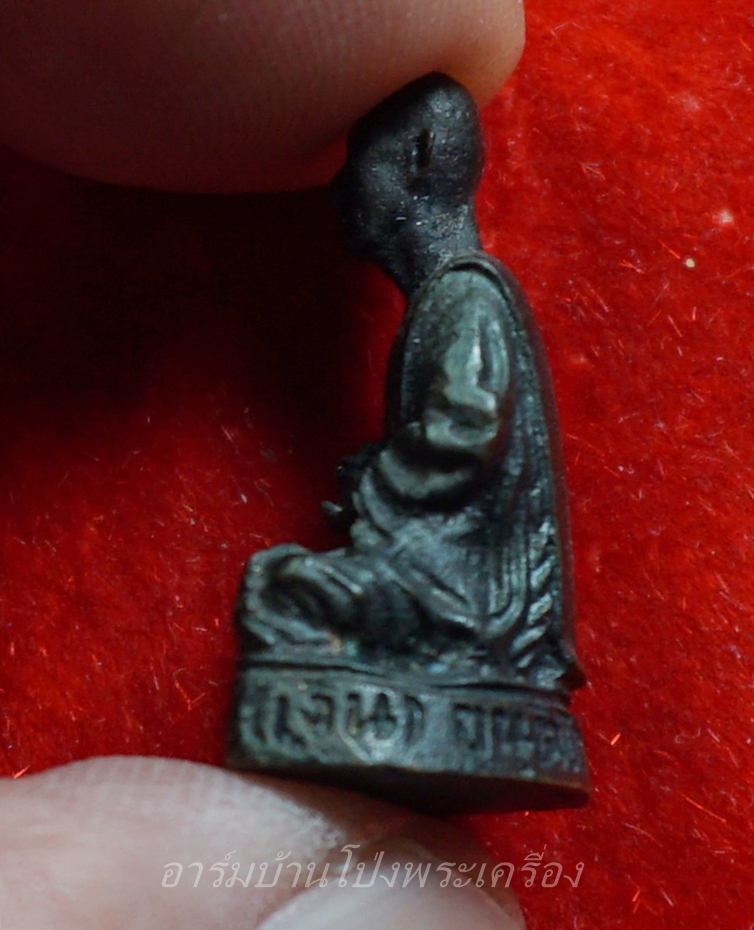 หลวงพ่อเงิน วัดถ้ำน้ำ รูปหล่อ(องค์ที่2)