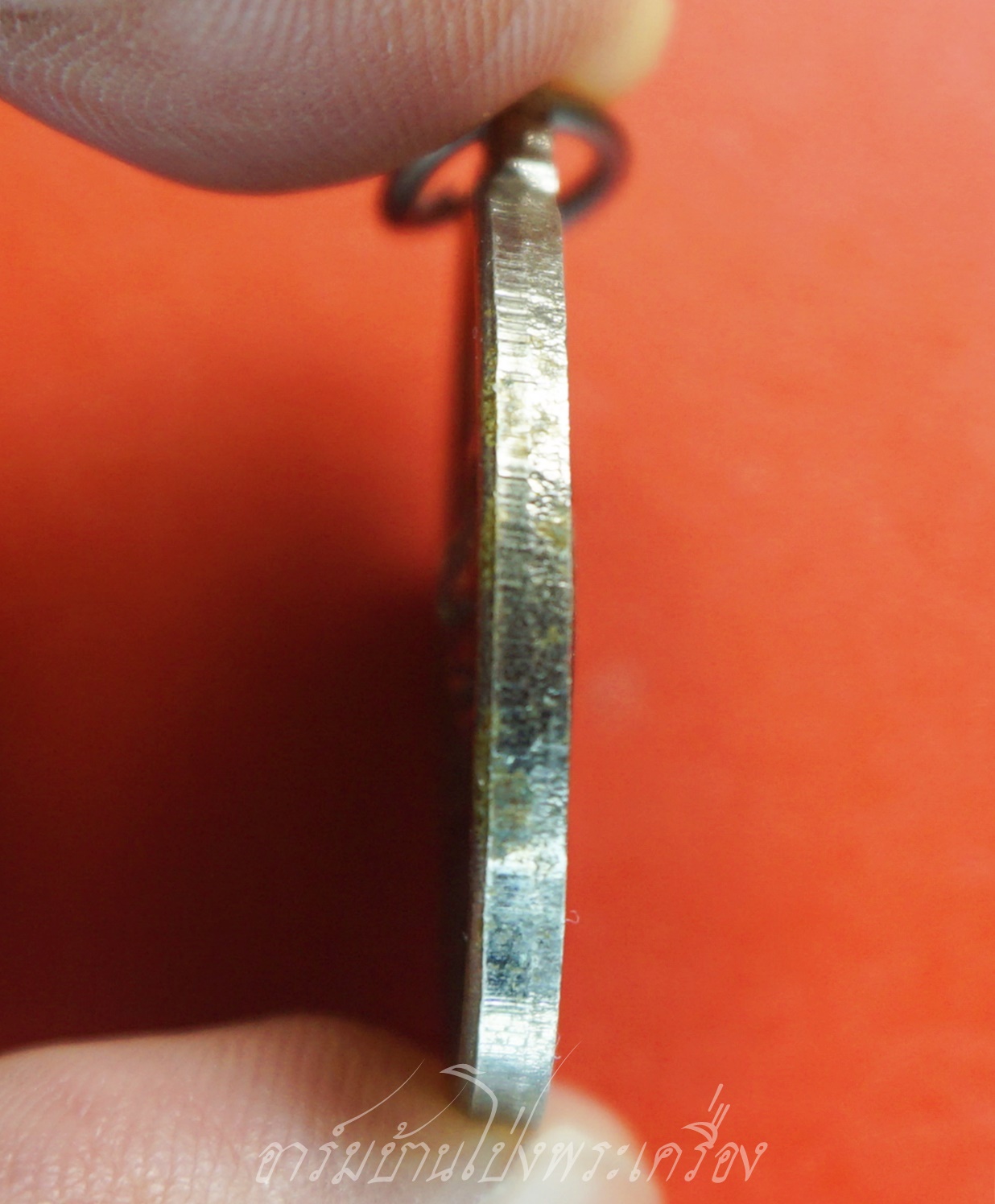 หลวงพ่อจ้อย เขมิโย อดีตเจ้าอาวาส วัดถ้ำมังกรทอง ปี๒๕๑๖ เนื้อกะไหล่เงิน(องค์ที่3)