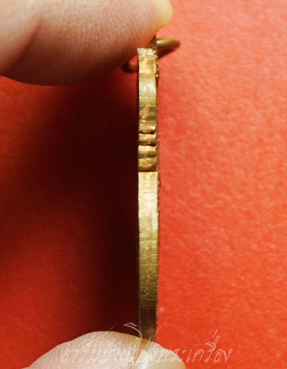 หลวงปู่นนท์ วัดเหนือวน รุ่นสี่ ปี๒๕๓๖ เนื้อทองแดงผิวไฟ(องค์ที่3)