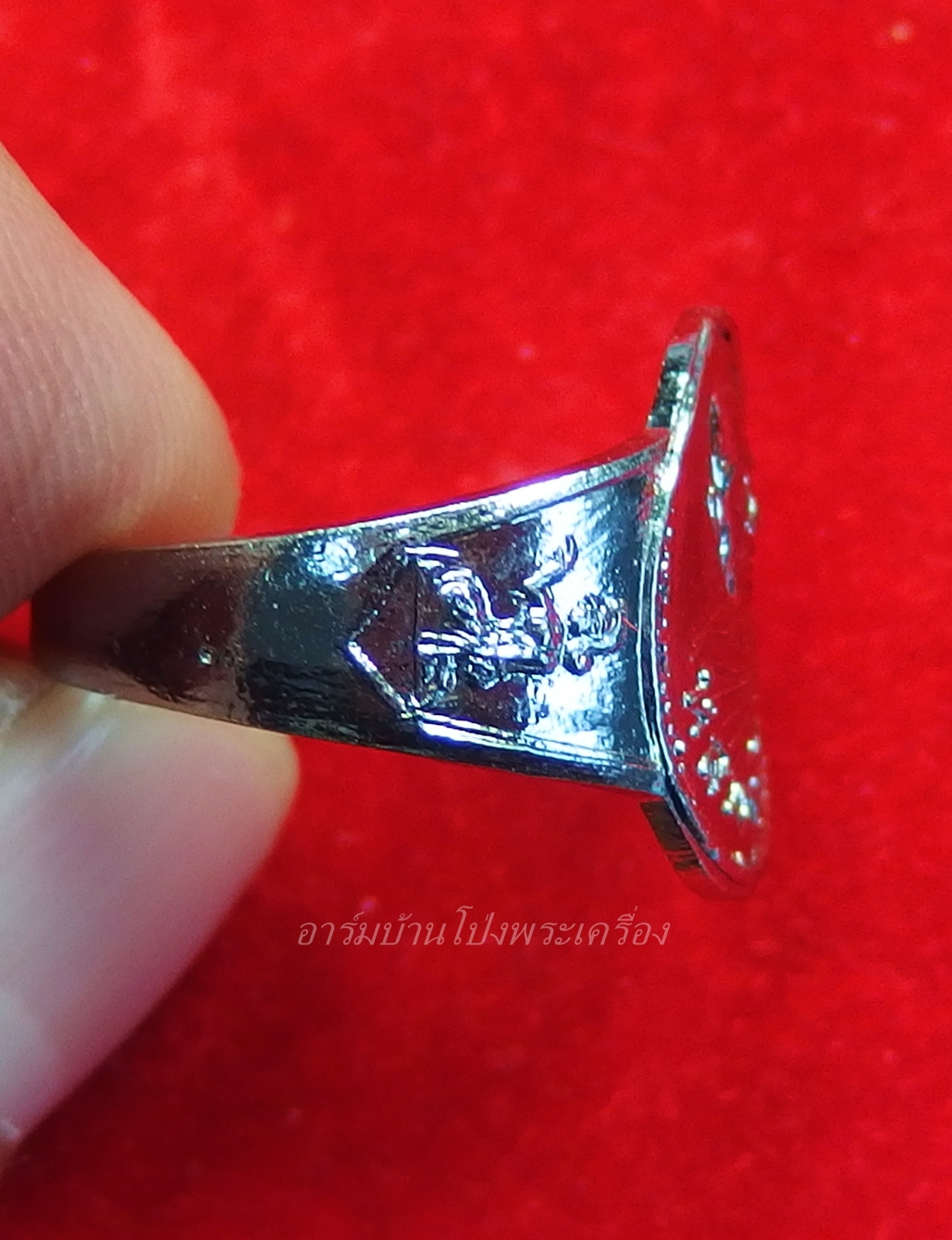 หลวงพ่อคูณ วัดจอมบึง แหวนนางกวัก(วงที่3)