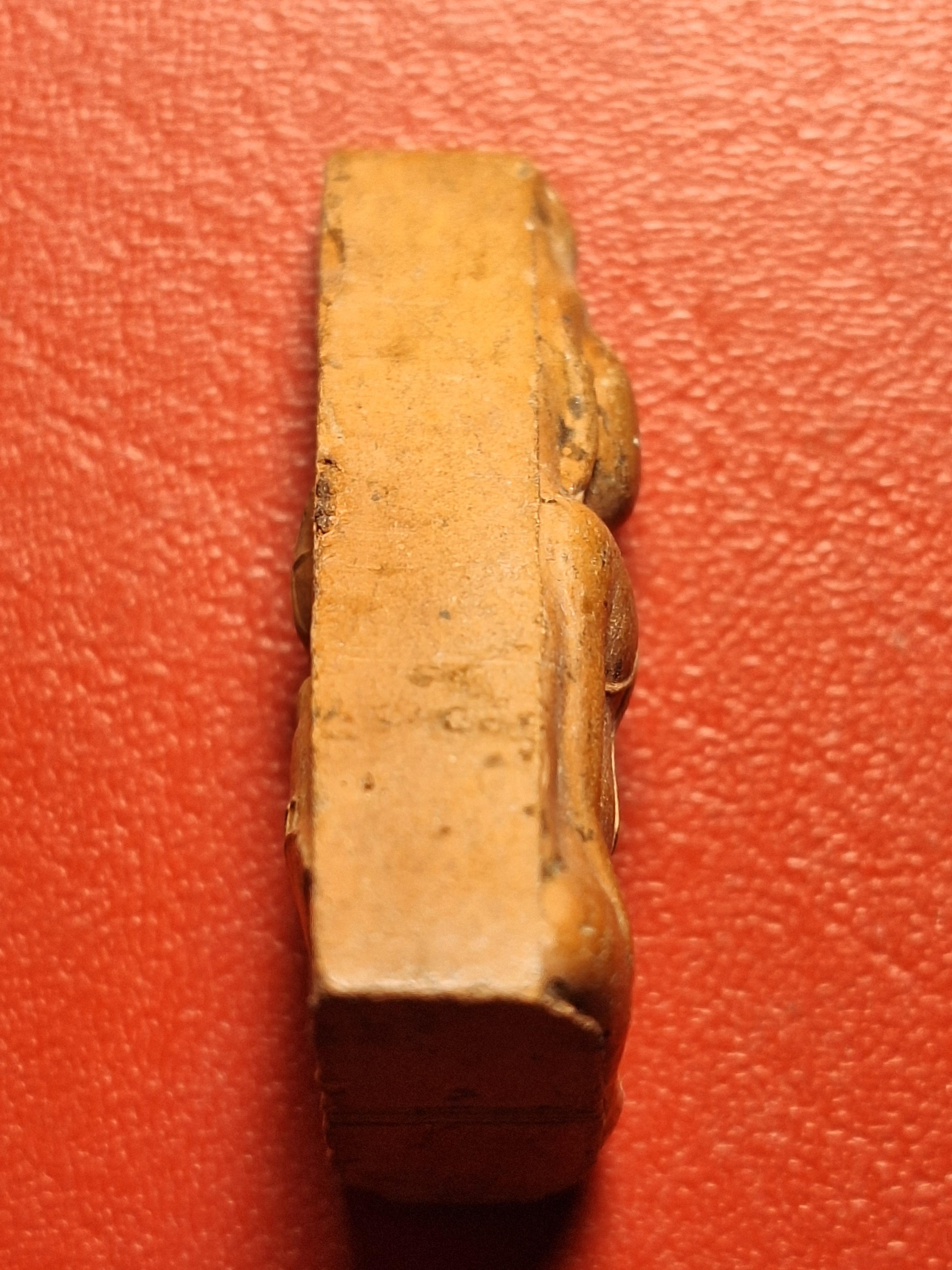 พระนางพญา ผสมผงเก่า รุ่นมาลาเบี่ยง จ.พิษณุโลก ปี๒๕๓๘(องค์ที่1)