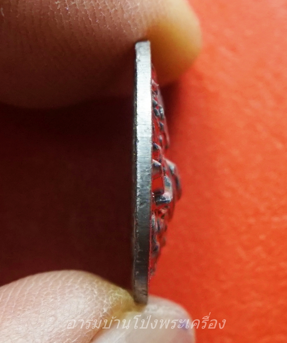 หลวงพ่อหวล วัดชาวเหนือ เสือคาบดาบ(กันชง) ปี๒๕๔๙ พิมพ์เล็ก กะไหล่เงิน(องค์ที่4)