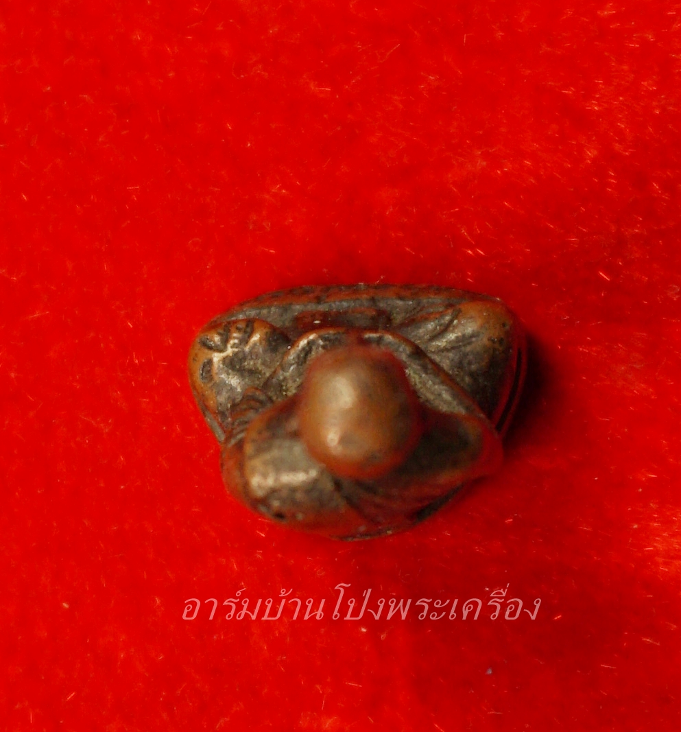 หลวงปู่บุญ วัดดอนเสลา รูปหล่อ เนื้อทองแดง(องค์ที่6)