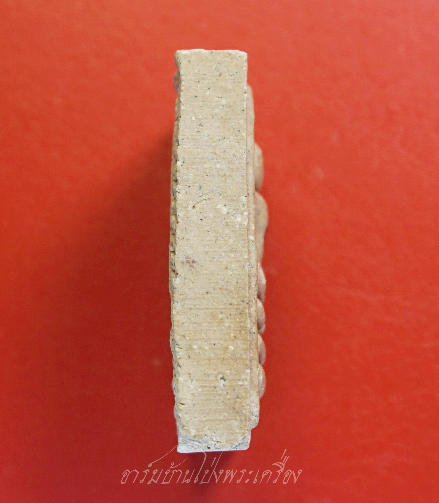 พระสมเด็จ หลวงปู่บุดดา ถาวโร วัดกลางชูศรี จ.สิงห์บุรี ฝ้งพลอยด้านหน้า(องค์ที่1)