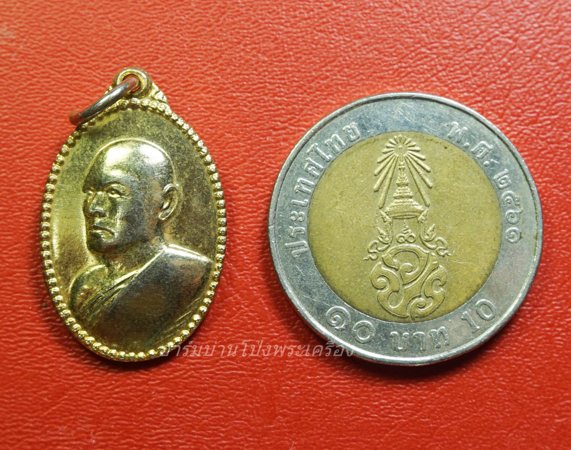 หลวงพ่อแพ วัดพิกุลทอง จ.สิงห์บุรี เนื้อกะไหล่ทอง(องค์ที่1)