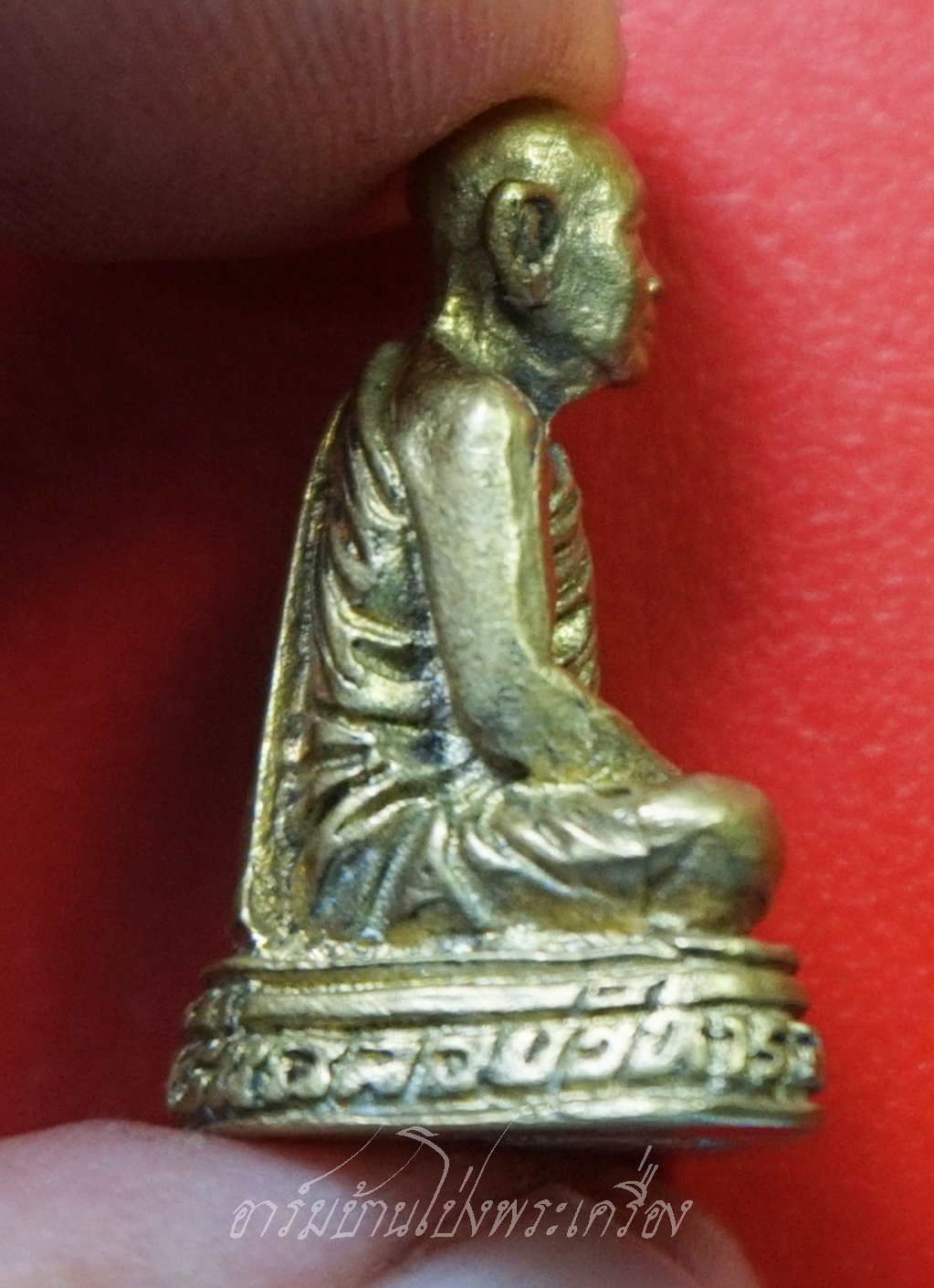 หลวงพ่อฮวด วัดหัวถนนใต้ รูปหล่อ จ.นครสวรรค์ รุ่นฉลองวิหาร ปี๒๕๓๙ ด้านหลังมีโค๊ต๓๙ เนื้อทองเหลือง(องค์ที่1)