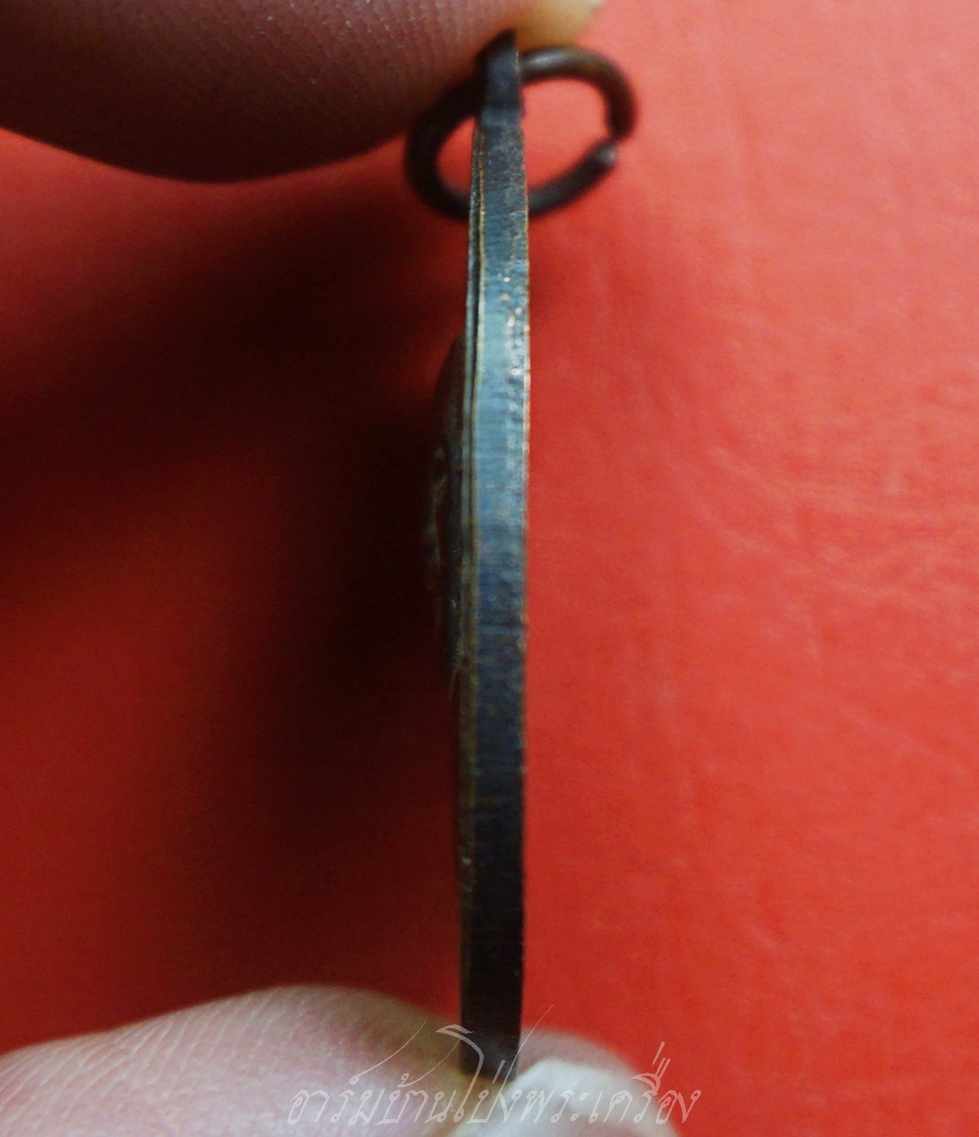 พระครูกมล ศีลวัตร(หลวงปู่บุญมี) วัดร่องคำ จ.กาฬสินธุ์ เนื้อทองแดงรมดำ(องค์ที่1)