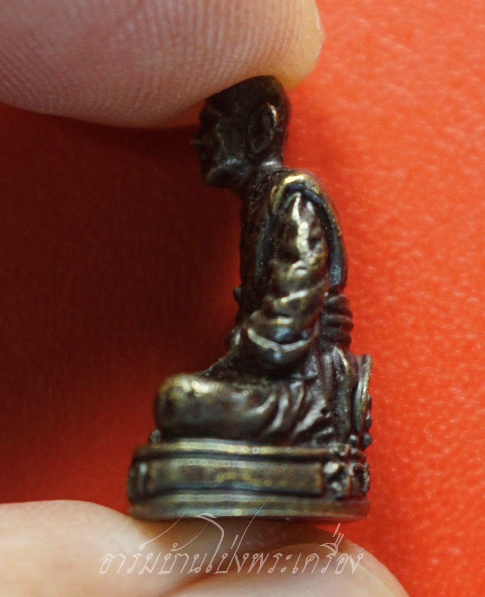 หลวงพ่อภา วัดสองห้อง จ.นครปฐม รูปหล่อ(องค์ที่1)