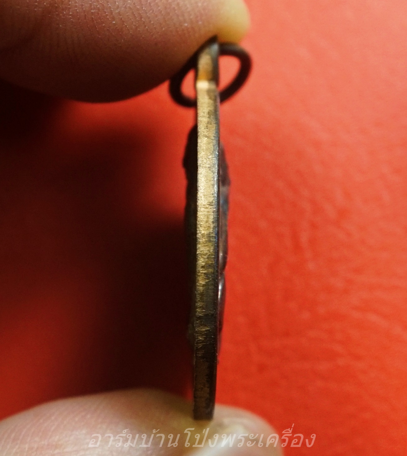 หลวงพ่อคูณ วัดบ้านไร่ หลังพ่อปู่ชีวก โกมารทัต ที่ระลึกเปิดโรงพยาบาลกาญจนบุรีเมโมเรียล สร้างปี2539 เนื้อนวะ(องค์ที่1)