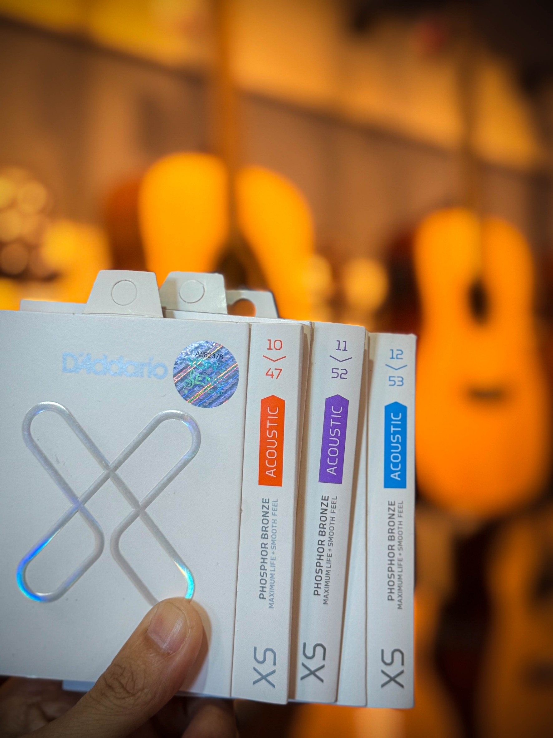 สายกีต้าร์โปร่ง D'Addario รุ่น XS Phosphor Bronze เบอร์ 10 / 11 / 12 ซือครบ 3 ชุด ได้ผ้าเช็ดสาย 1 ผืน