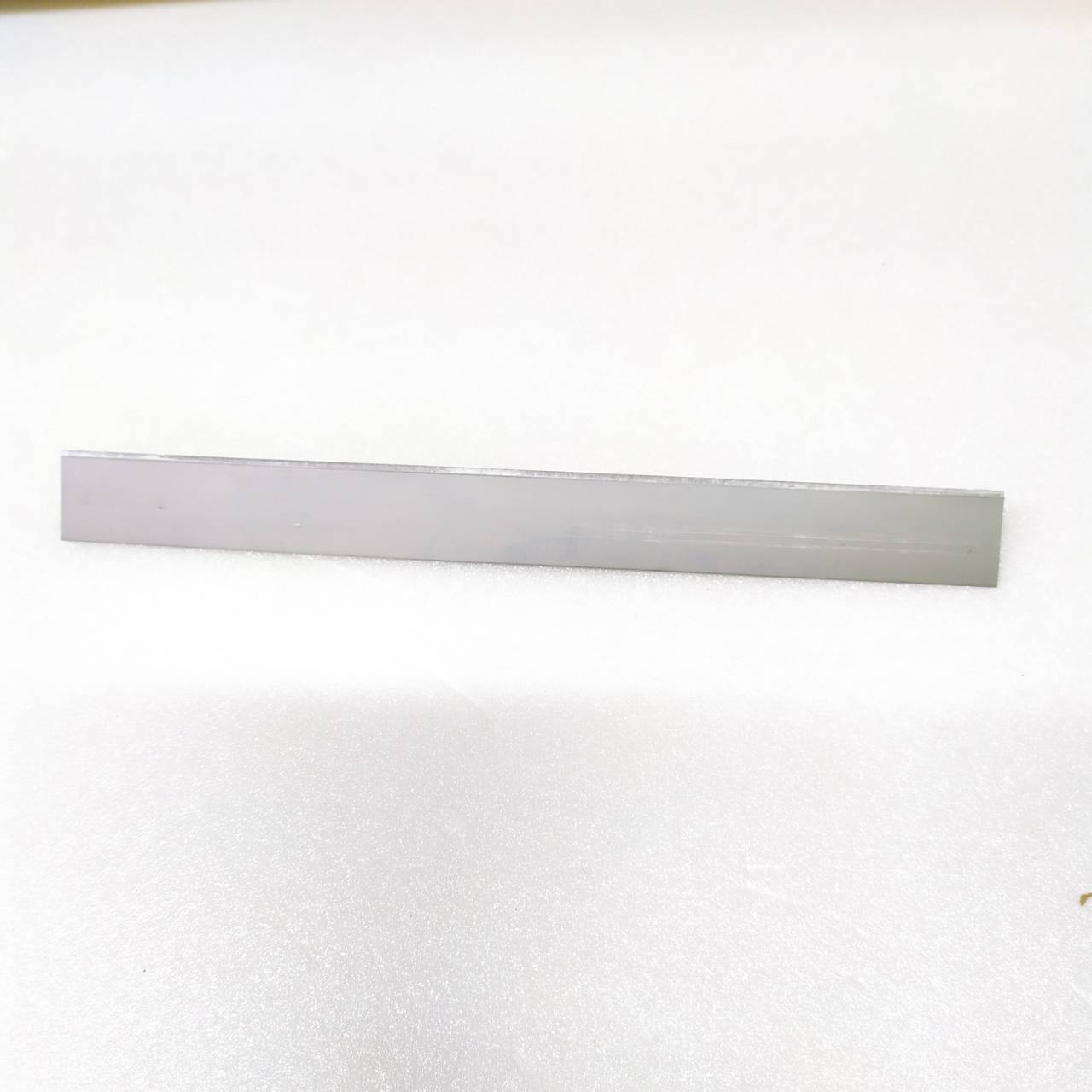 ใบมีดหุ่นซูโม่ 0.25x20x200mm คมมาก (Sumo razor blade)