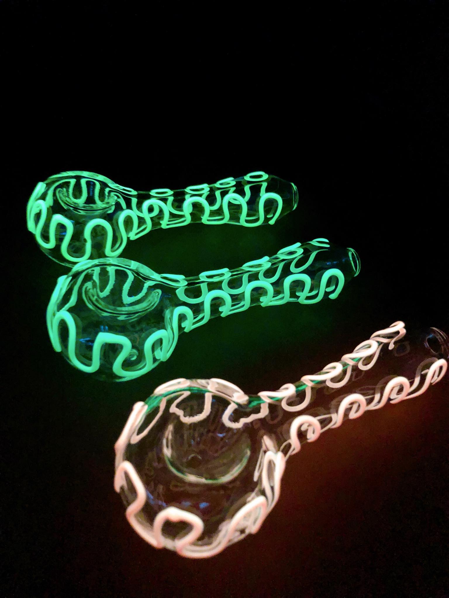 Neon Glass Pipe (5 Inch)