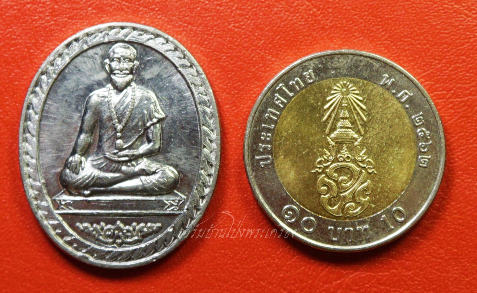 เหรียญหมอชีวกโกมารภัจจ์ ความไม่มีโรคเป็นลาภอันประเสริฐ เนื้อตะกั่ว ตอกโค๊ตและหมายเลข๑๒(องค์ที่1)