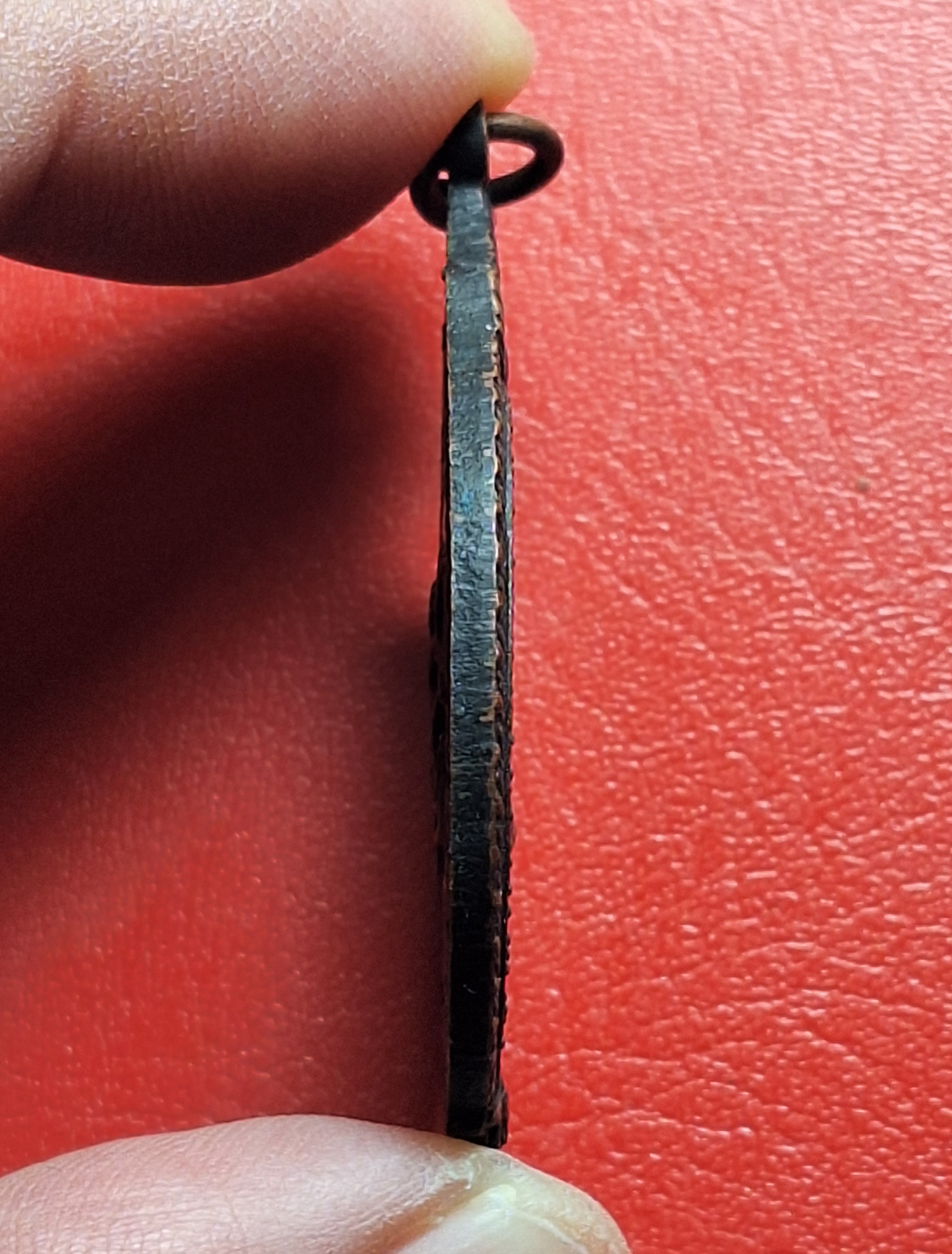 หลวงพ่อศรีไพร วัดหุบรัก หลังหนุมาน เนื้อทองแดงรมดำ(องค์ที่4)