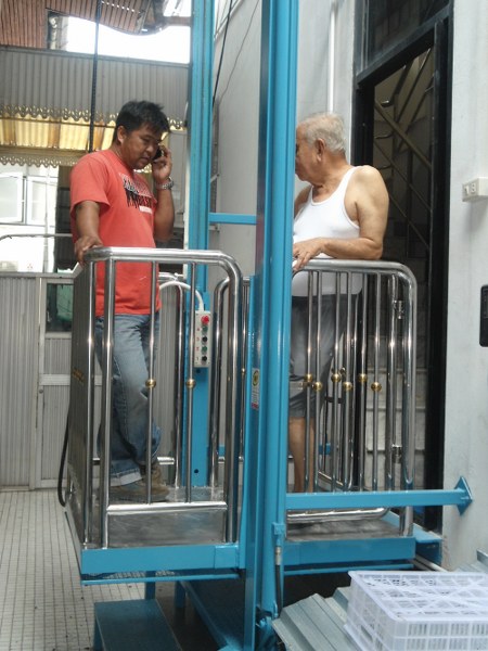 ลิฟท์โดยสาร สามารถรองรับความหลากหลายจากในรูปแบบการรับน้ำหนักจากรถบรรทุก, จากรถกระบะ, รถตู้