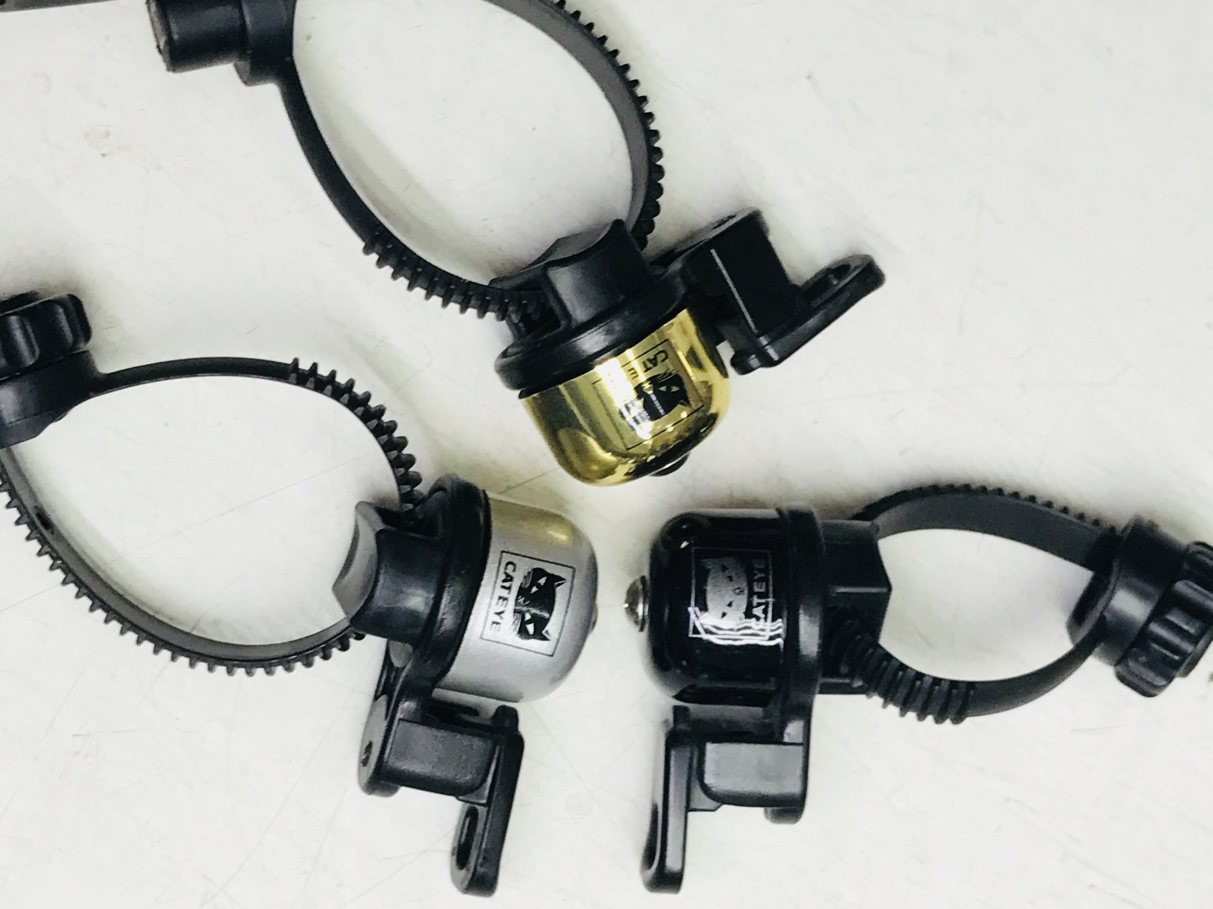 กระดิ่ง Cateye