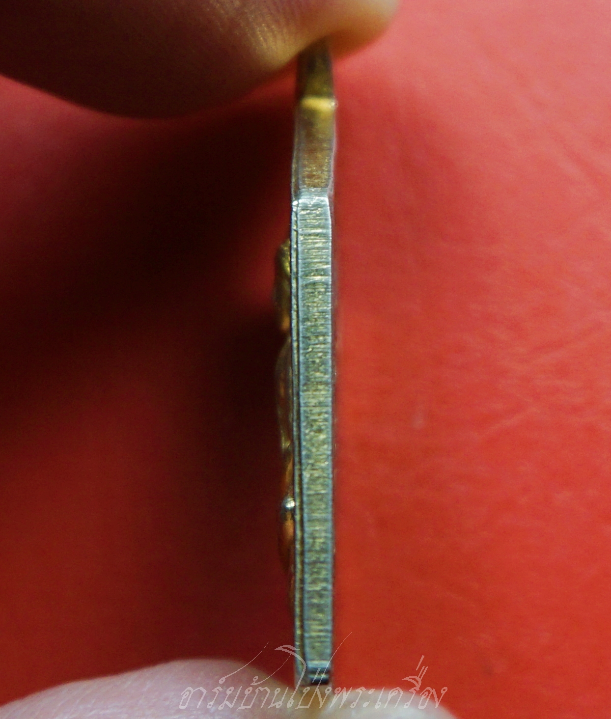 พระพุทธ วัดบ้านโป่ง หลังยันต์สามดวง เนื้อกะไหล่ทอง(องค์ที่1)