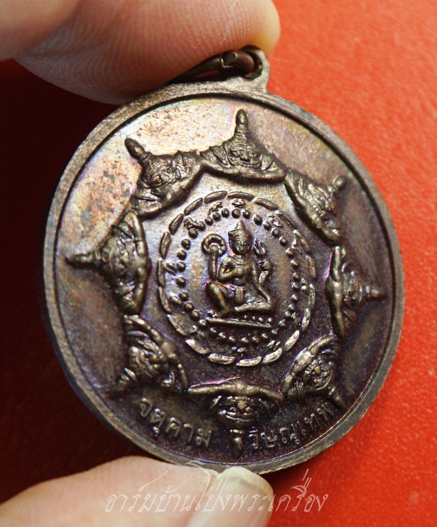 พระวิษณุกรรม วิทยาลัยเทคนิคเพชรบุรี หลังจตุคามรามเทพ ปี๒๕๕๐ เนื้อทองแดง(องค์ที่1)