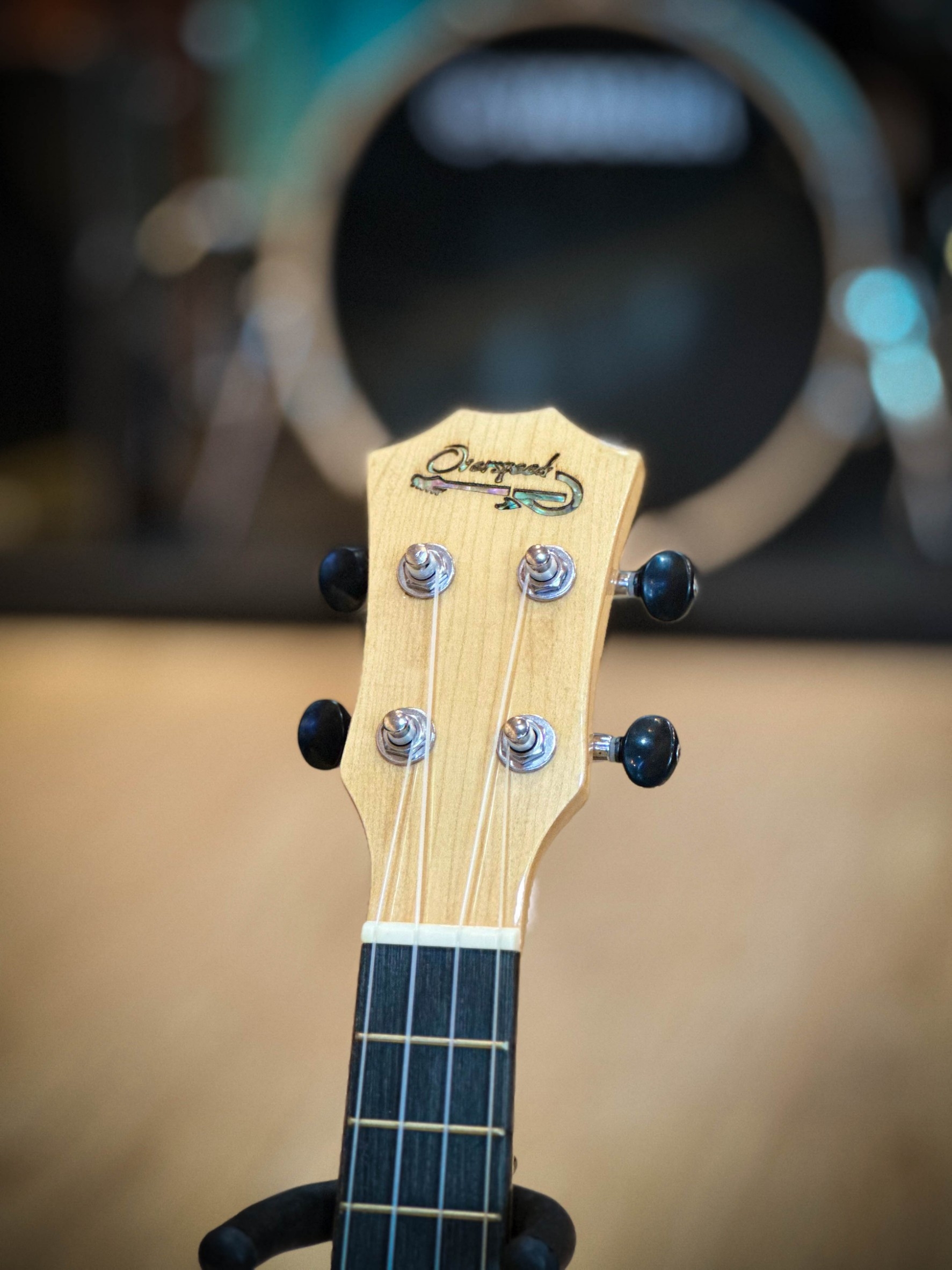 [ฟรีกระเป๋า!] อูคูเลเล่ Overspeed รุ่น UK21 (FM) ขนาด 21 นิ้ว ไซส์ Soprano สีไม้อ่อน เคลือบเงา ขนาดพกพาง่าย