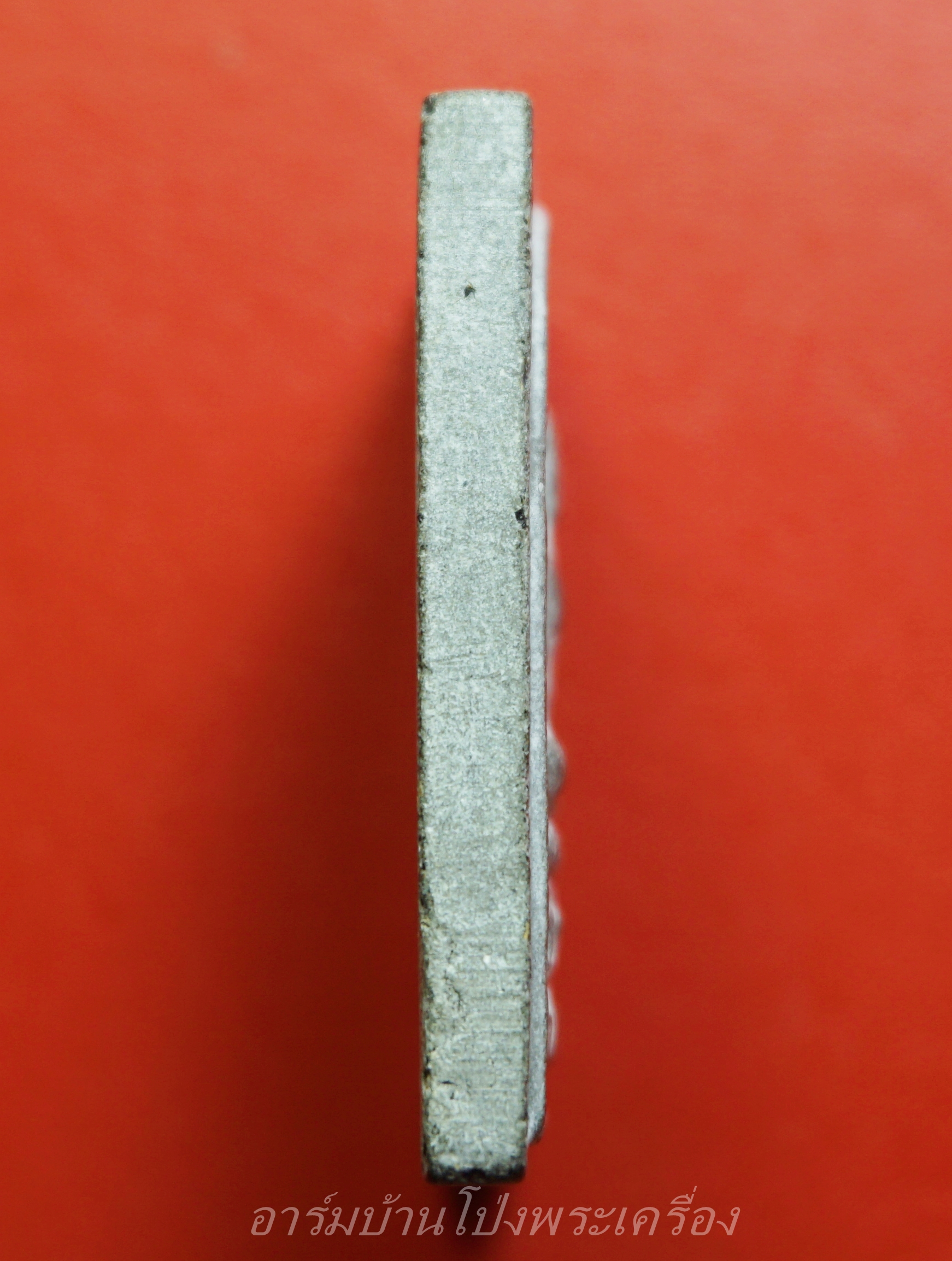 หลวงพ่อลำใย วัดทุ่งลาดหญ้า สมเด็จ หลังข้าวสารดำ เนื้อผงสีเทา(องค์ที่1)