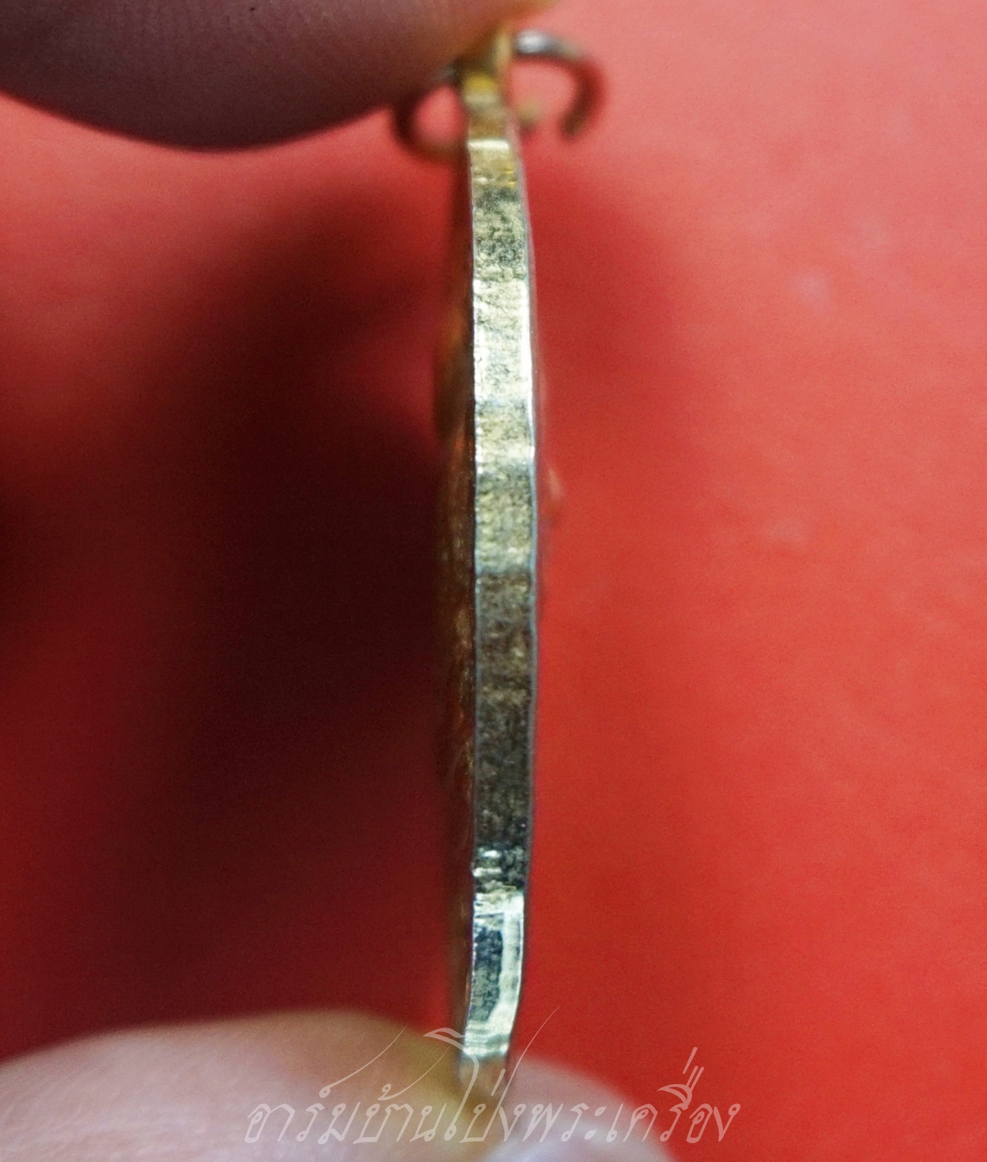 หลวงพ่อปาน วัดบางนมโค ออกวัดศาลพันท้ายนรสิงห์ หลังพรพุทธ ปี๒๕๕๖ เนื้อกะไหล่ทอง(องค์ที่1)