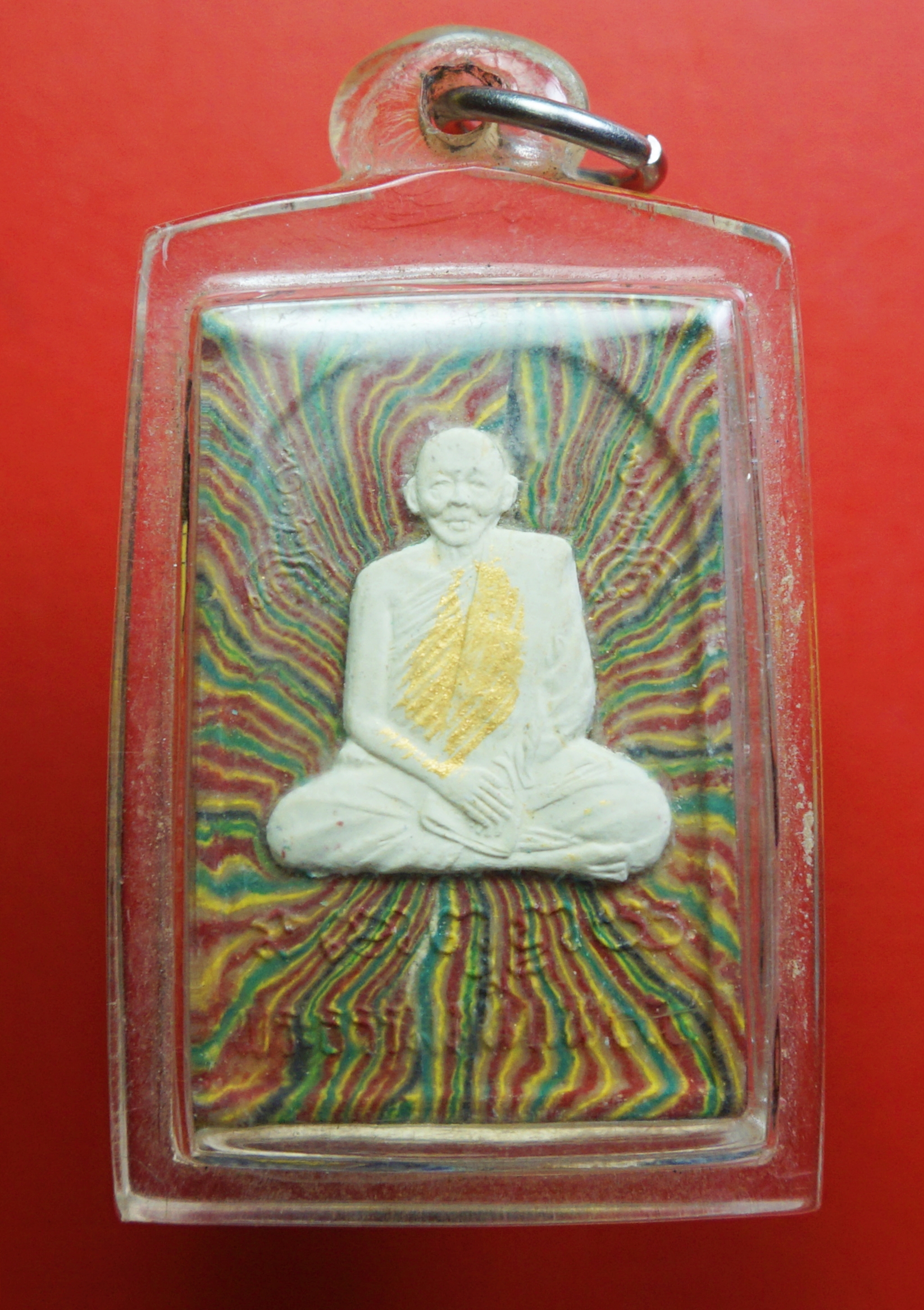 หลวงพ่อแพ วัดพิกุลทอง จ.สิงห์บุรี สมเด็จ สายรุ้ง ฝังตะกรุดด้านล่าง(องค์ที่1)