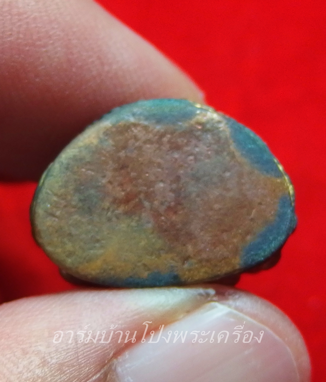 หลวงพ่อสง่า วัดบ้านหม้อ เนื้อทองแดง พระกริ่ง รุ่นชนะใจ อายุ๘๖ปี หมายเลข๒ พร้อมกล่องเดิม(องค์ที่1)