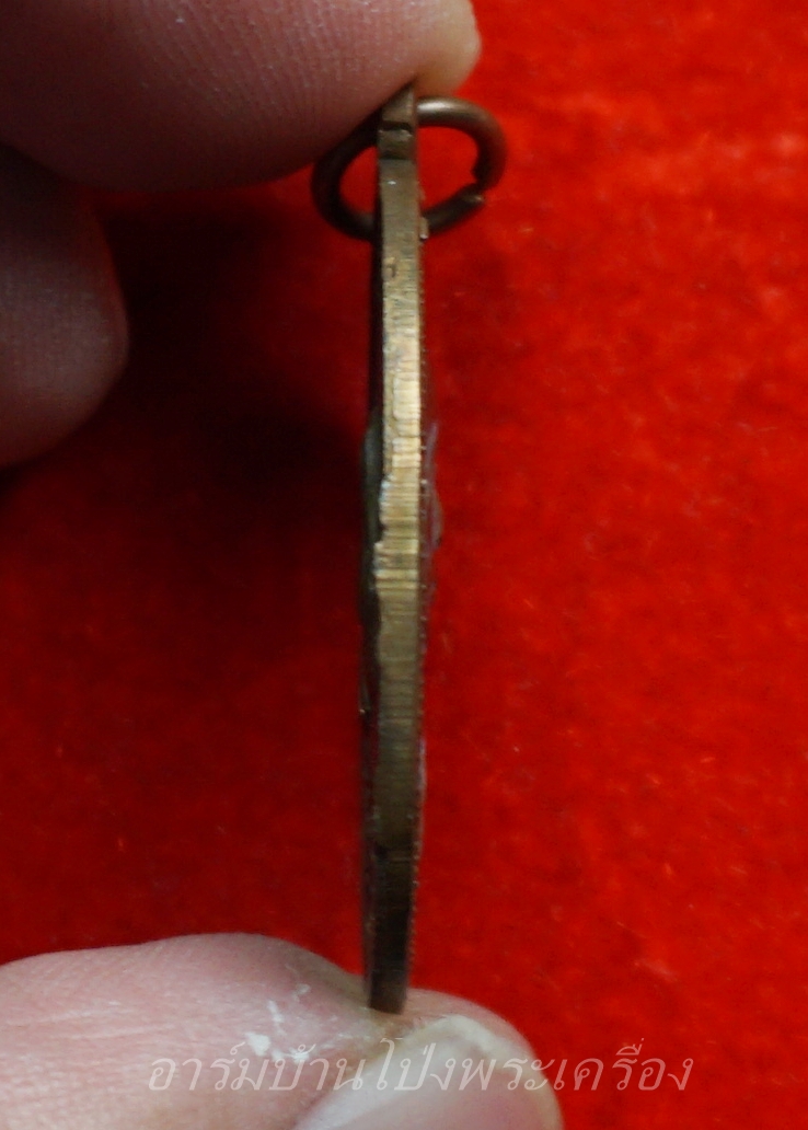 หลวงพ่อปล้อง วัดหลุมดิน ปี๒๕๑๘ เนื้อทองแดงผิวไฟ(องค์ที่5)