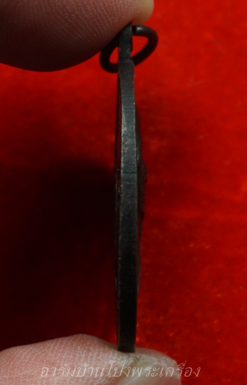 หลวงพ่อเม้ย วัดลาดเมธังกร อายุ๘๐ปี เนื้อทองแดงรมดำ(องค์ที่5)