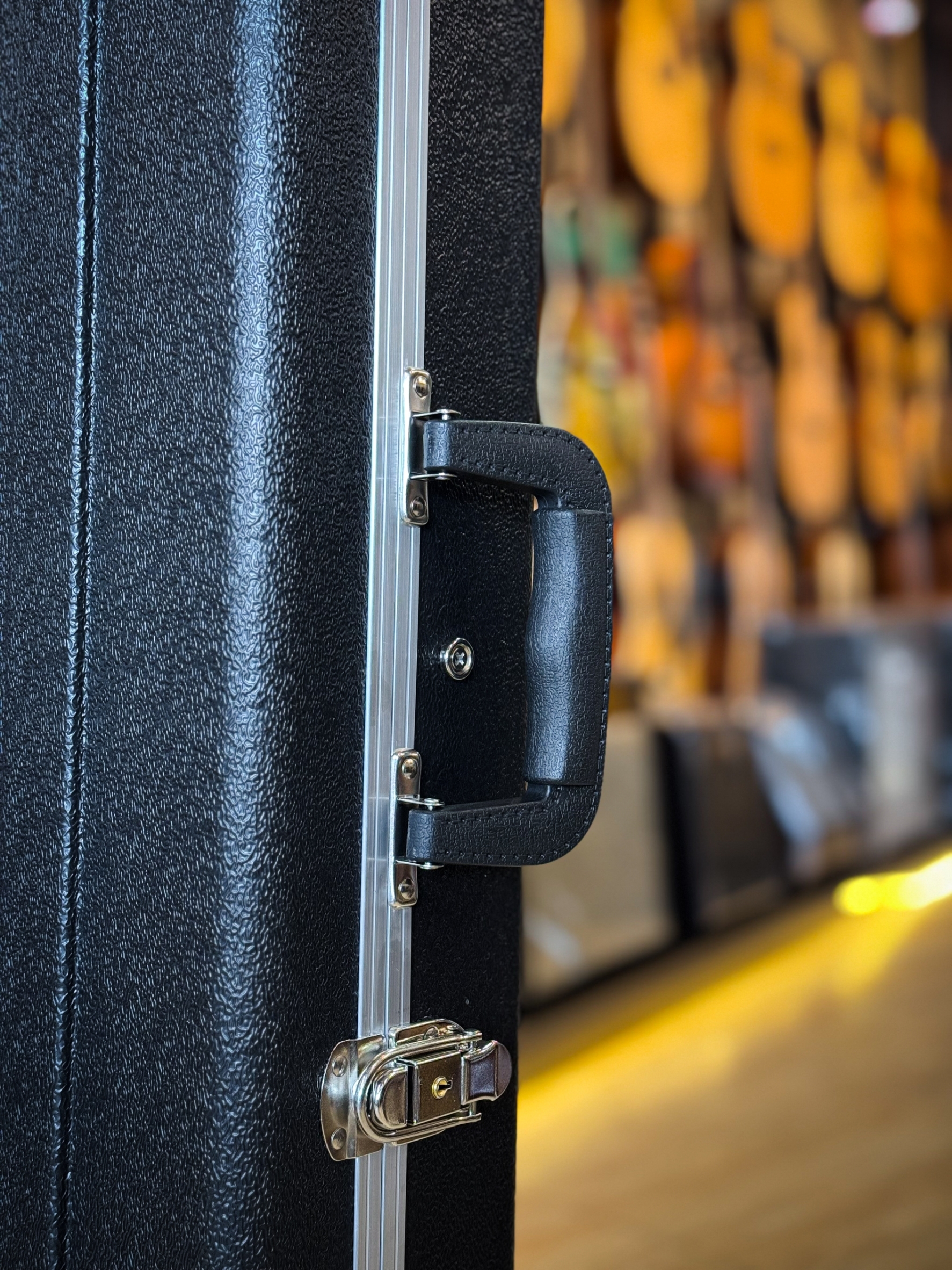 ฮาร์ดเคสกีต้าร์ไฟฟ้า EC-500 Hard case กล่องเคสเหลี่ยม สีดำ/น้ำเงิน/แดง บุกำมะหยี่พรมเทา แบบหนา